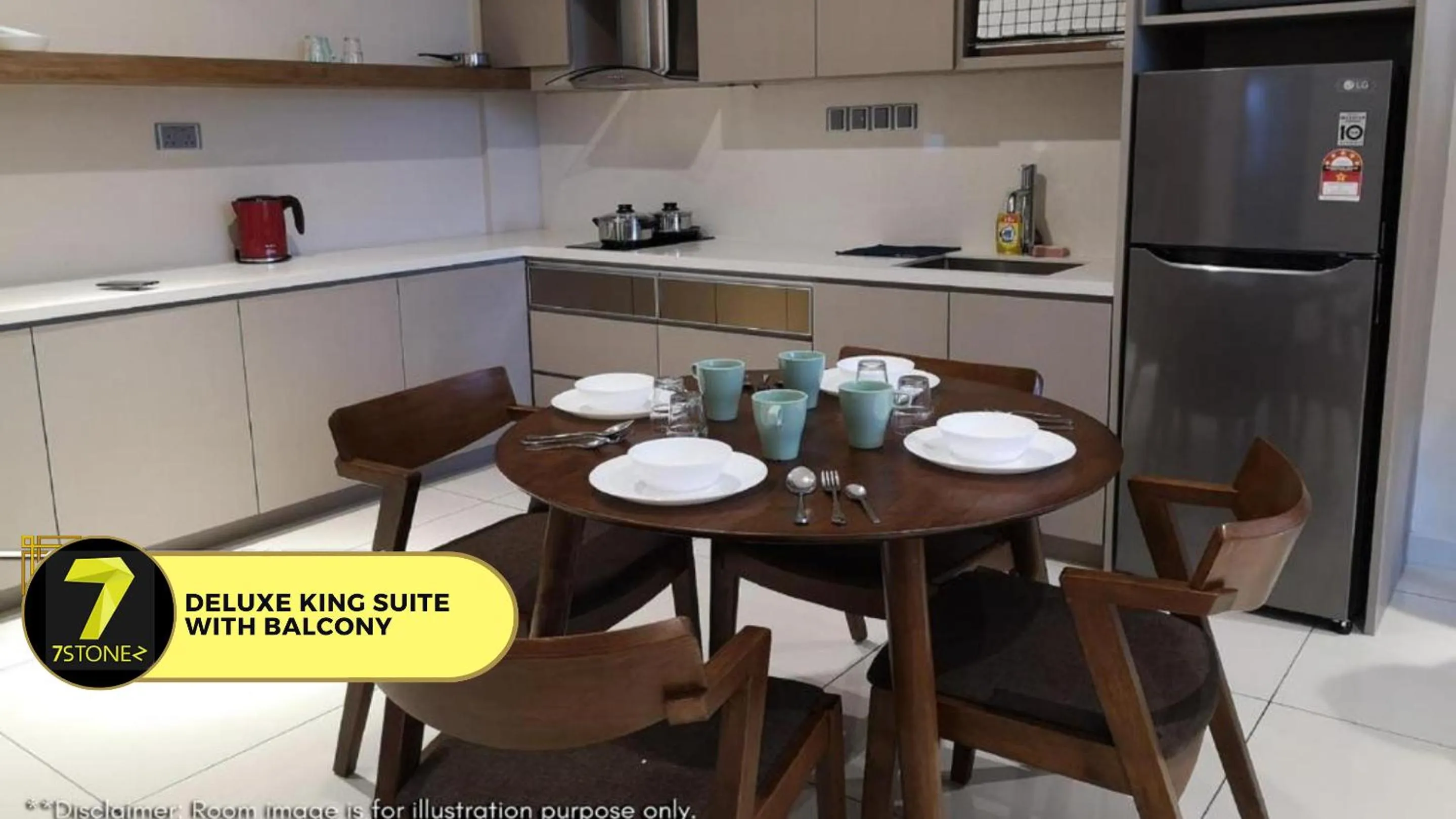 Dining area in 7Stonez Suites Geo38 Genting Highlands