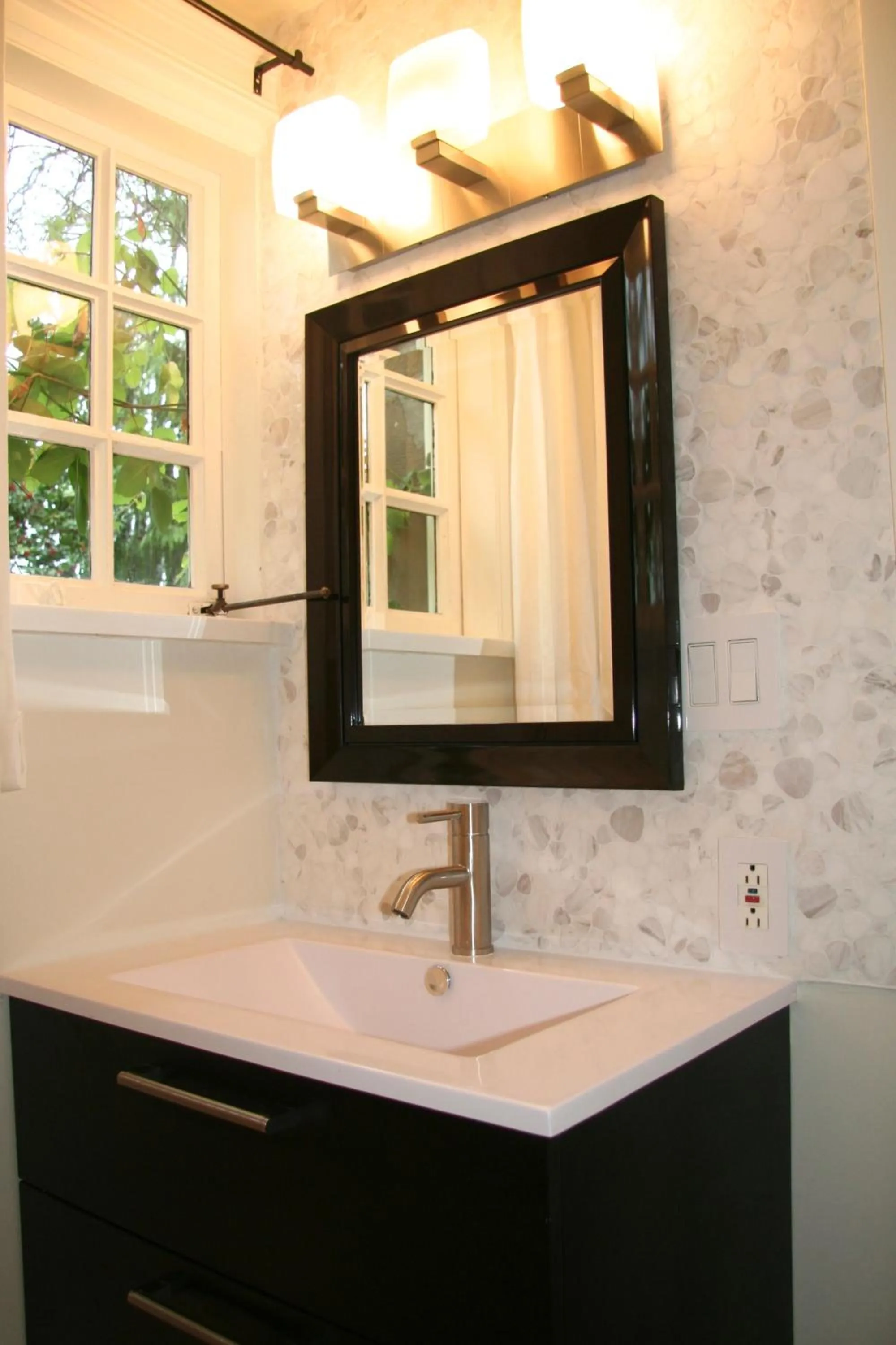 Bathroom in The Craigmyle Inn
