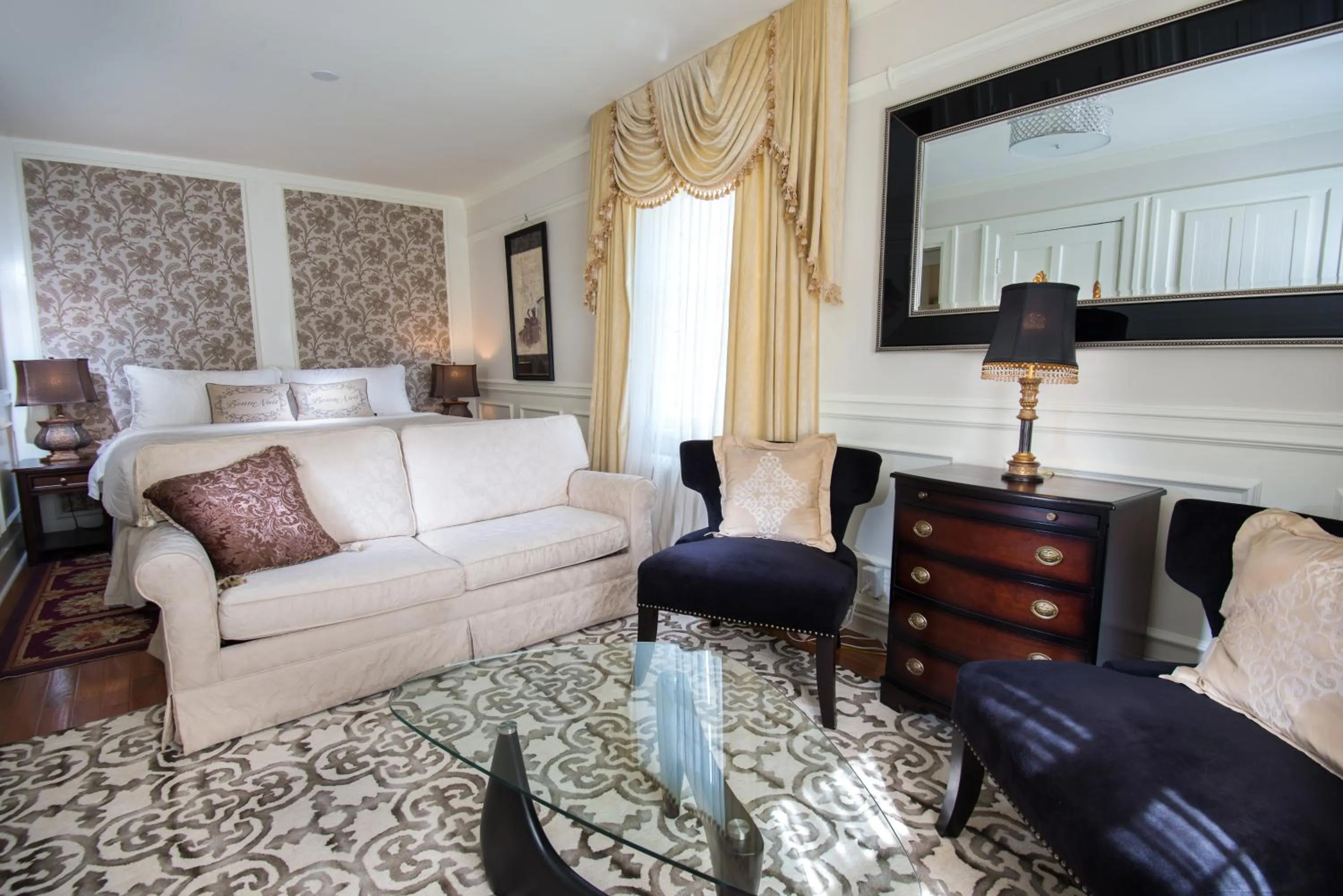 Photo of the whole room in The Craigmyle Inn