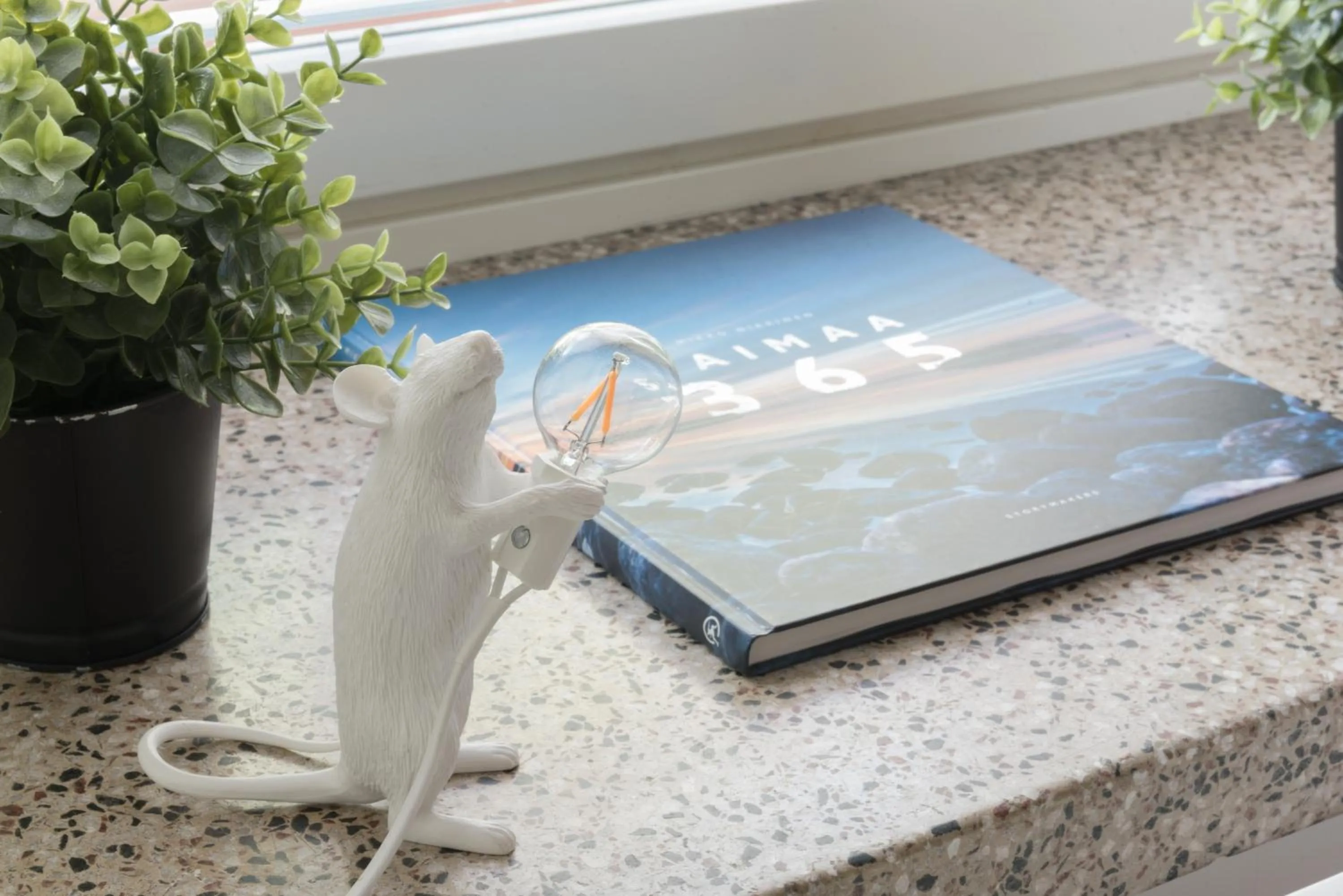 Decorative detail in Hotelli Rakuuna