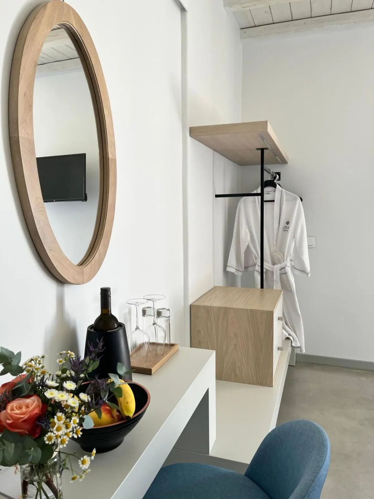 Lithos Luxury Suites