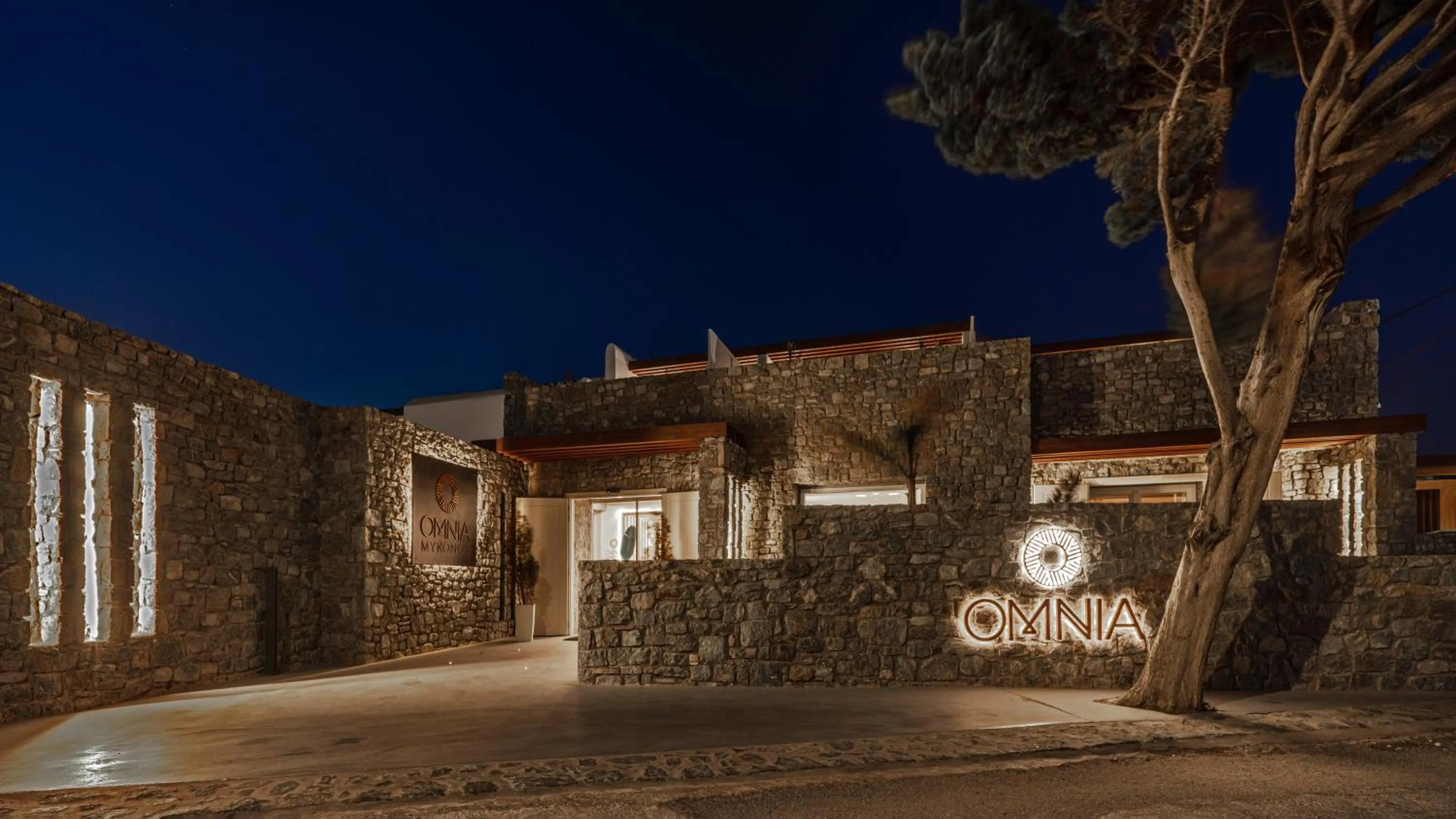 Property building in Omnia Mykonos Boutique Hotel & Suites