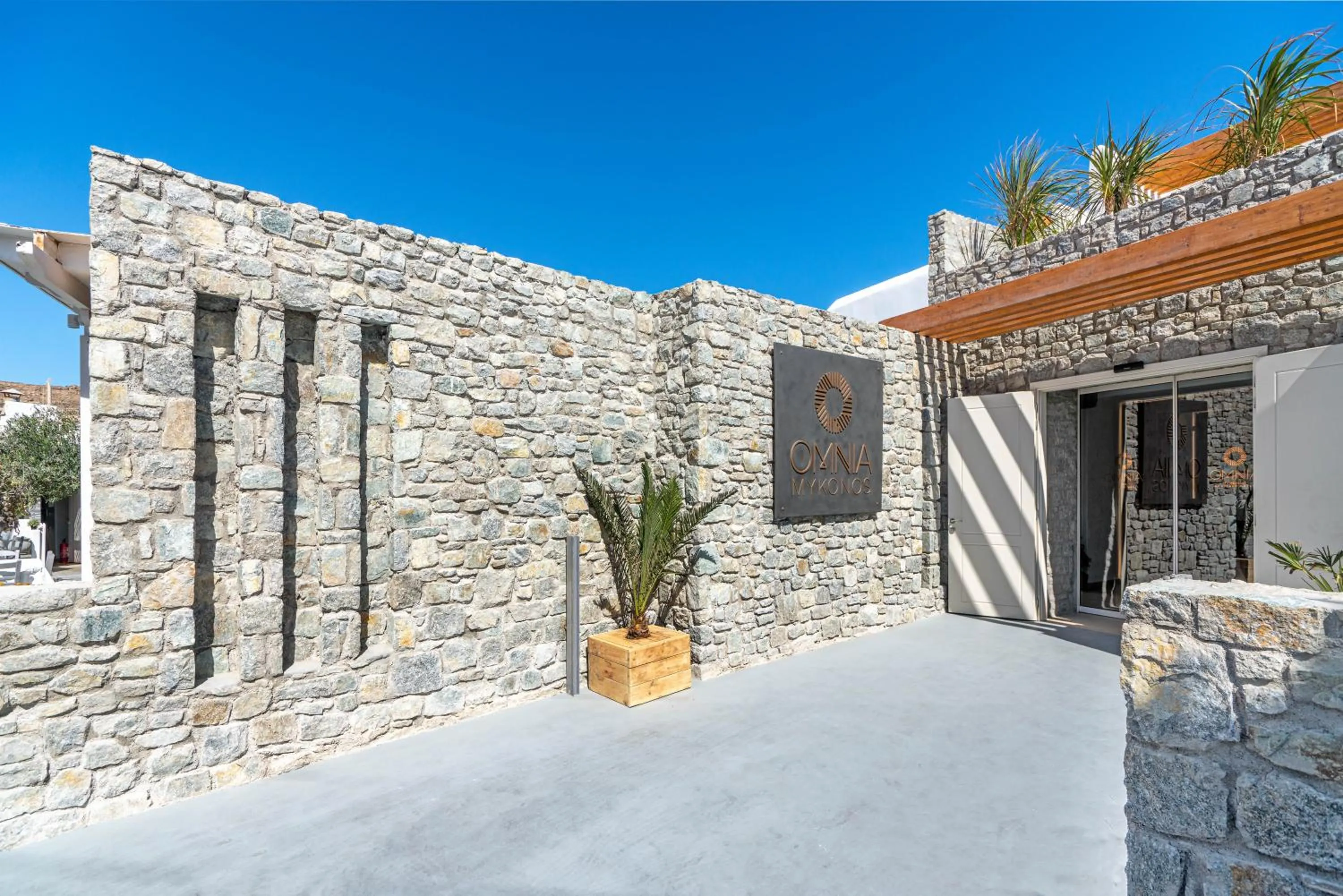Property building in Omnia Mykonos Boutique Hotel & Suites