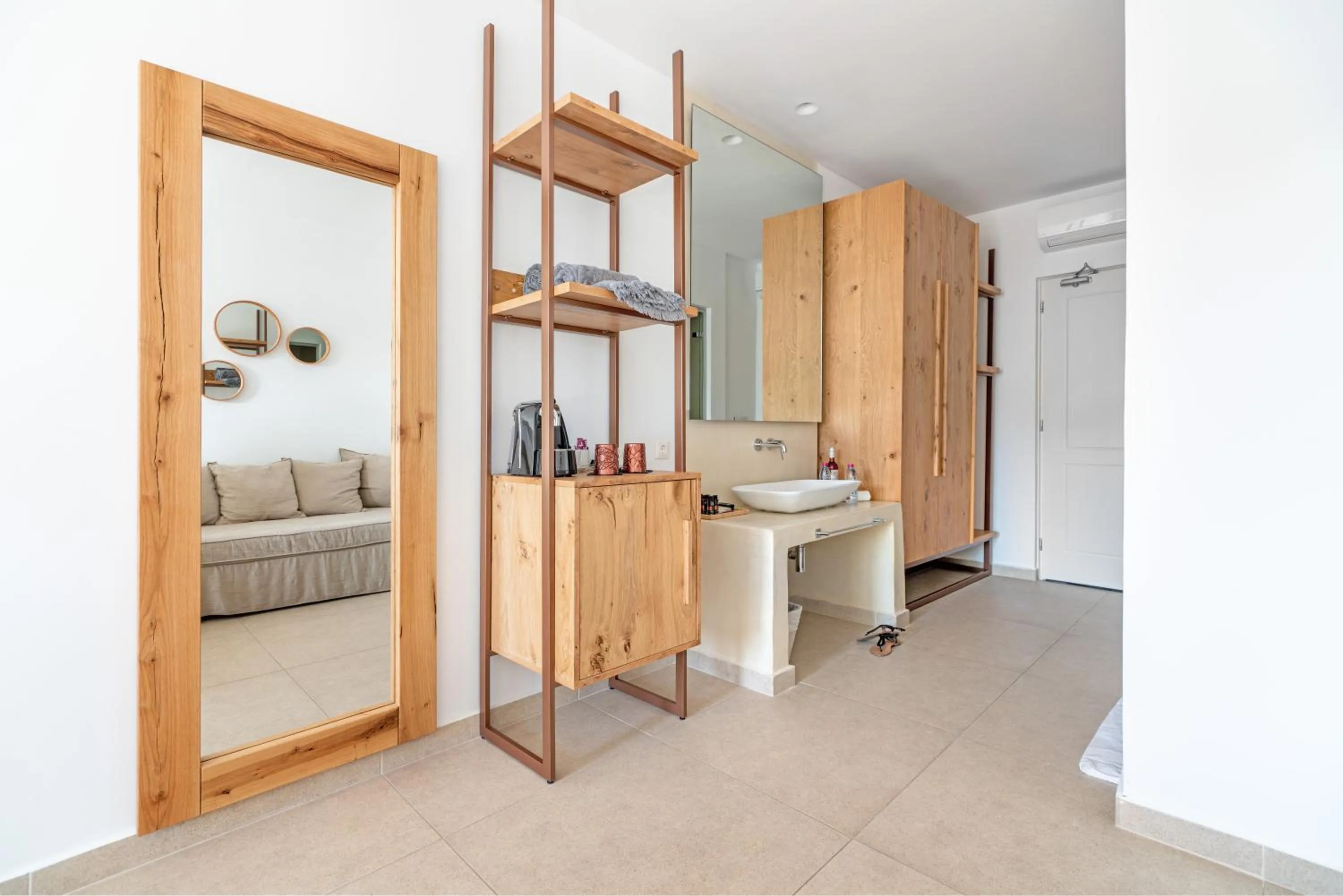 Photo of the whole room in Omnia Mykonos Boutique Hotel & Suites