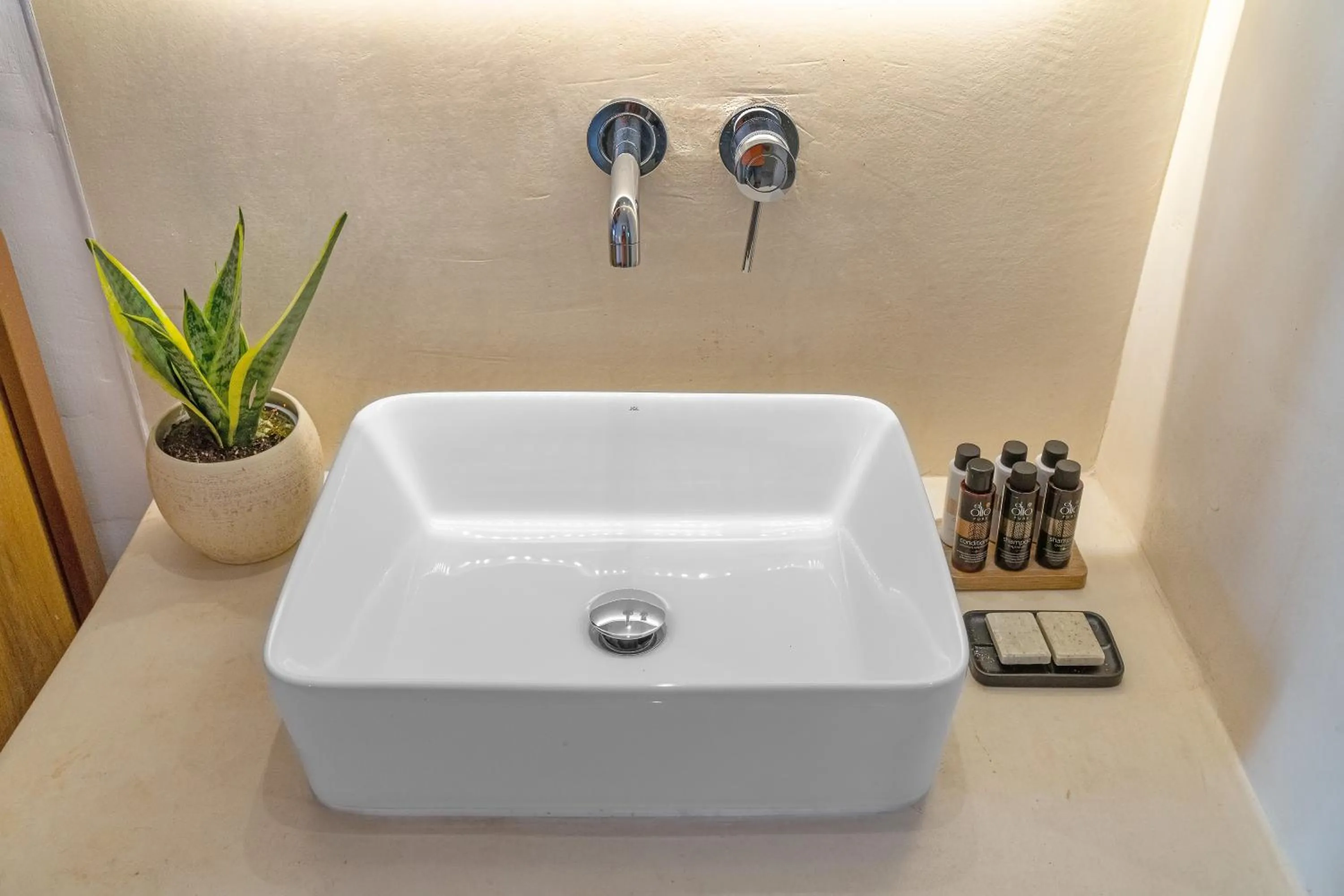 Omnia Mykonos Boutique Hotel & Suites