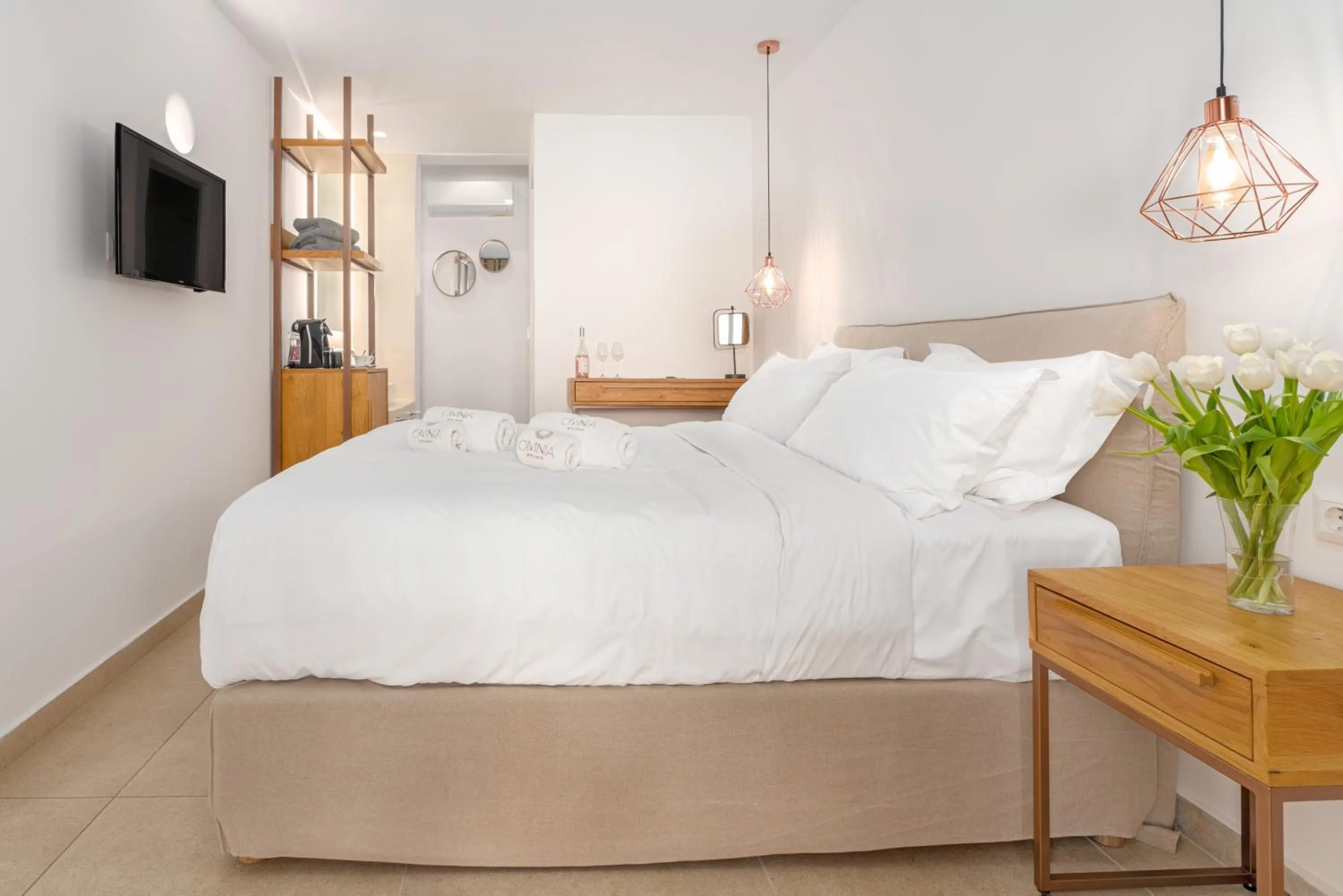 Bedroom in Omnia Mykonos Boutique Hotel & Suites