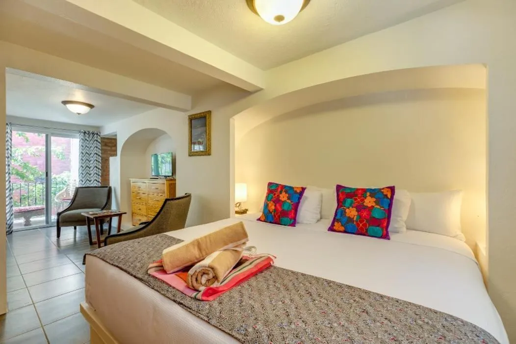 Photo of the whole room in ZonaZ Boutique Hotel