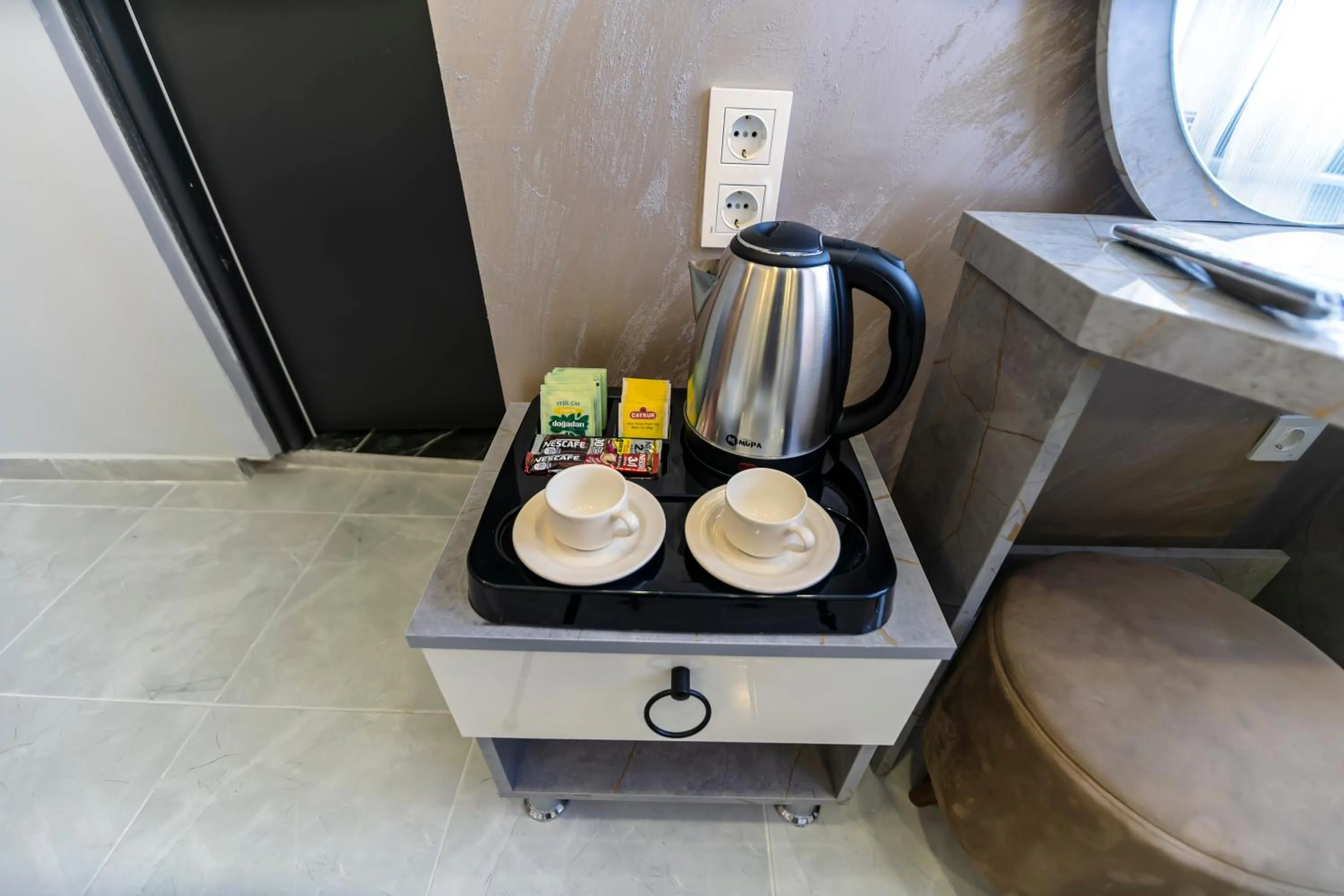 Coffee/tea facilities in Gul Otel