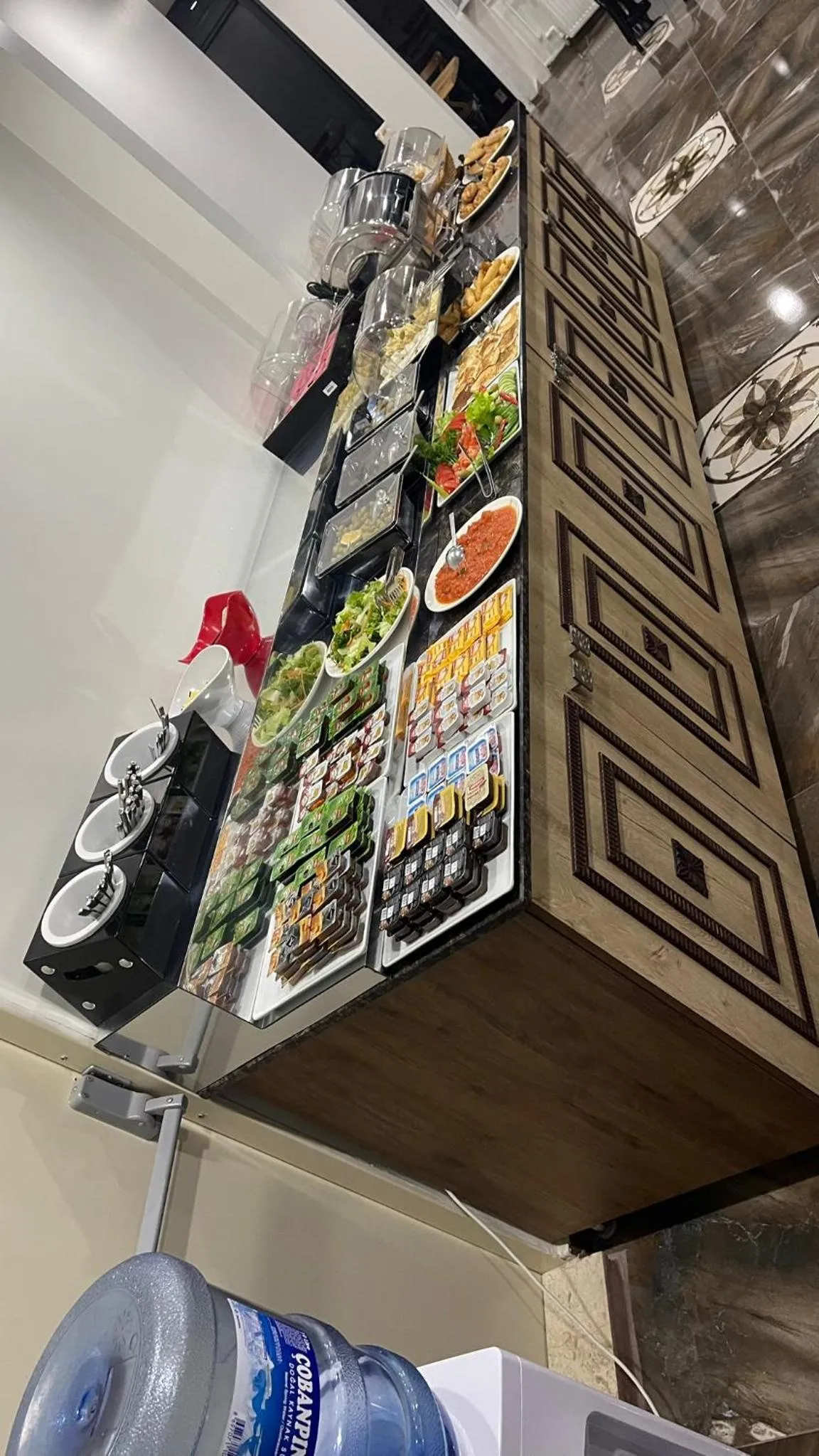 Restaurant/places to eat in Gul Otel