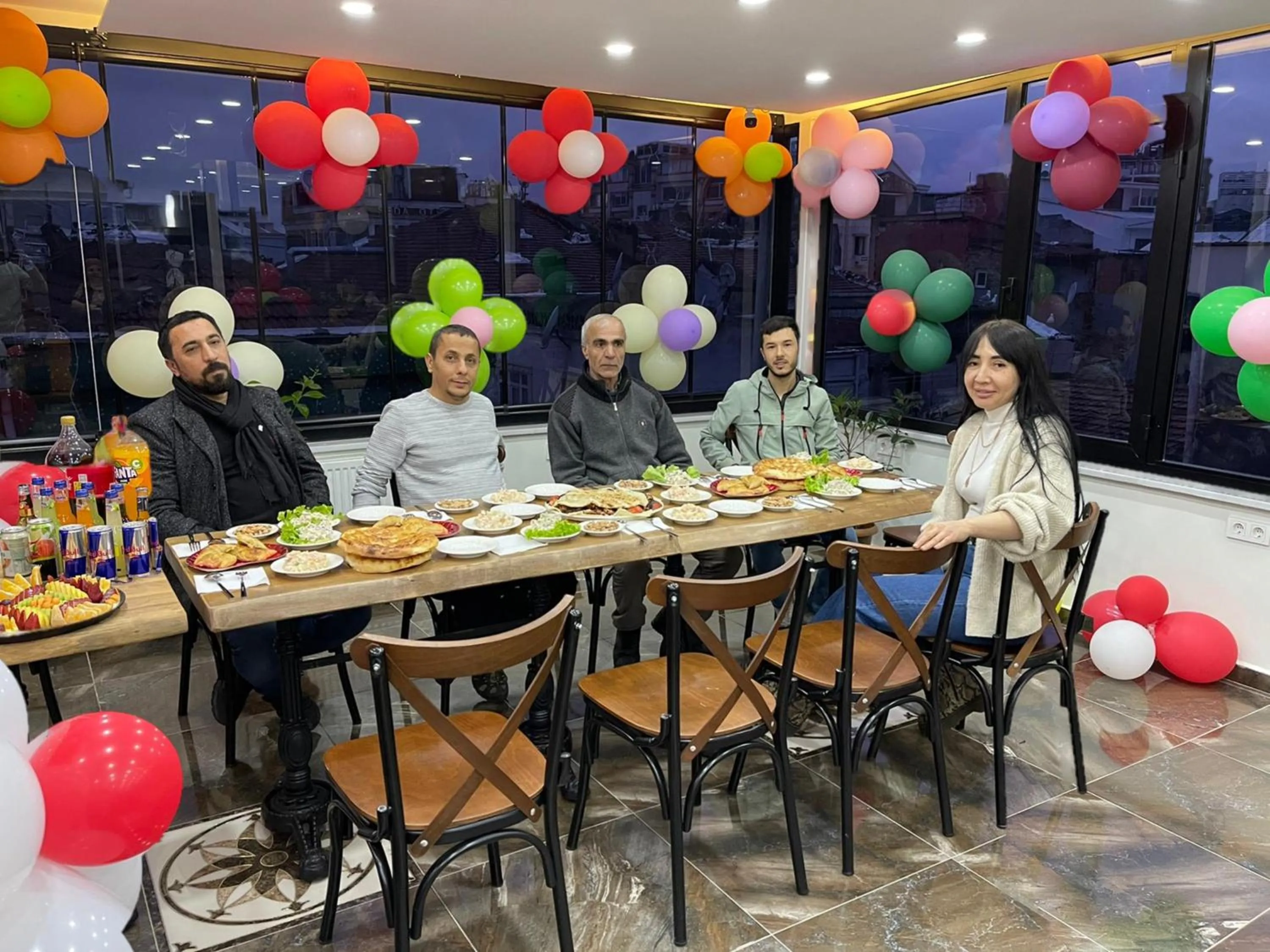 Restaurant/places to eat in Gul Otel