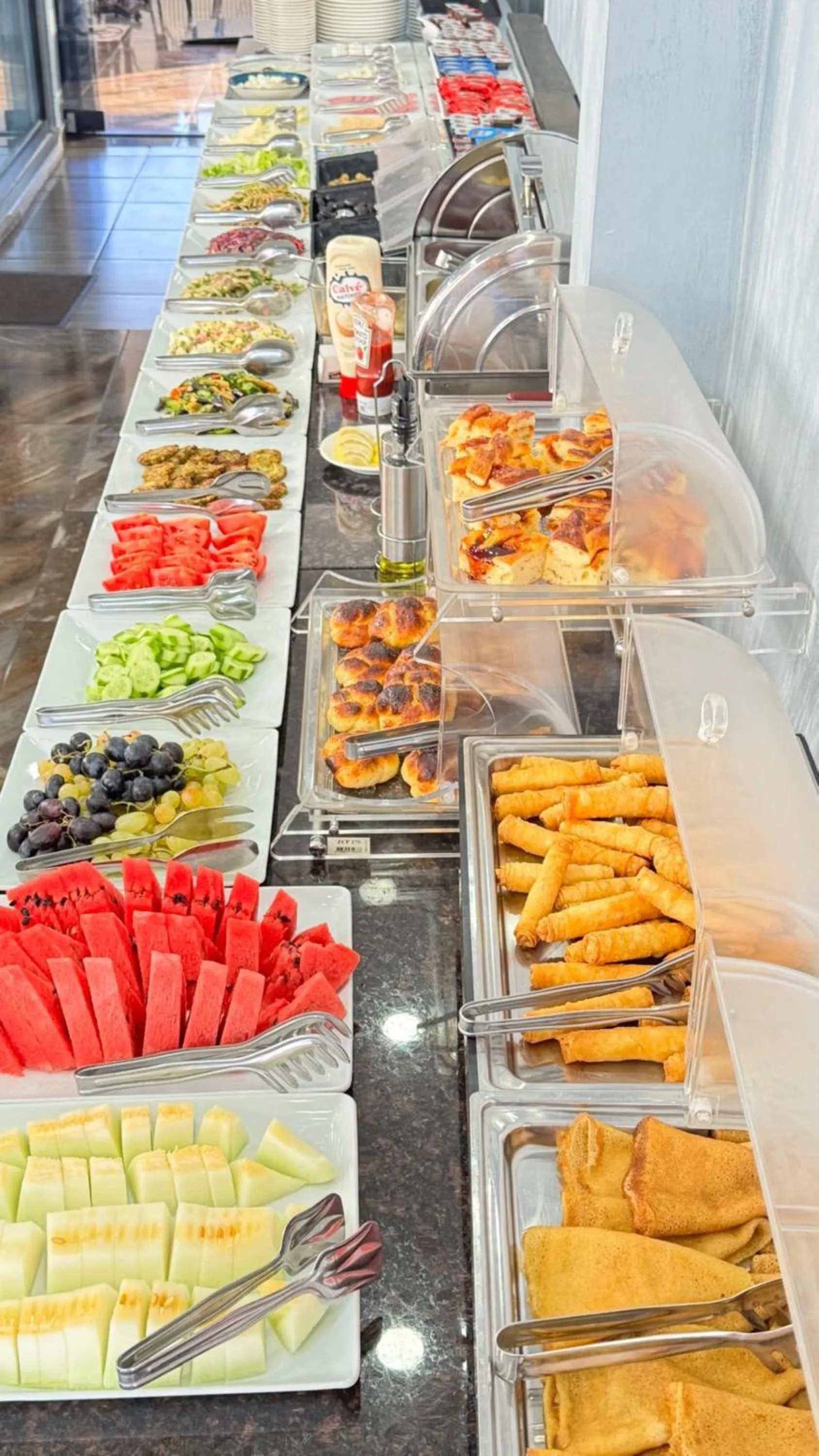 Buffet breakfast in Gul Otel