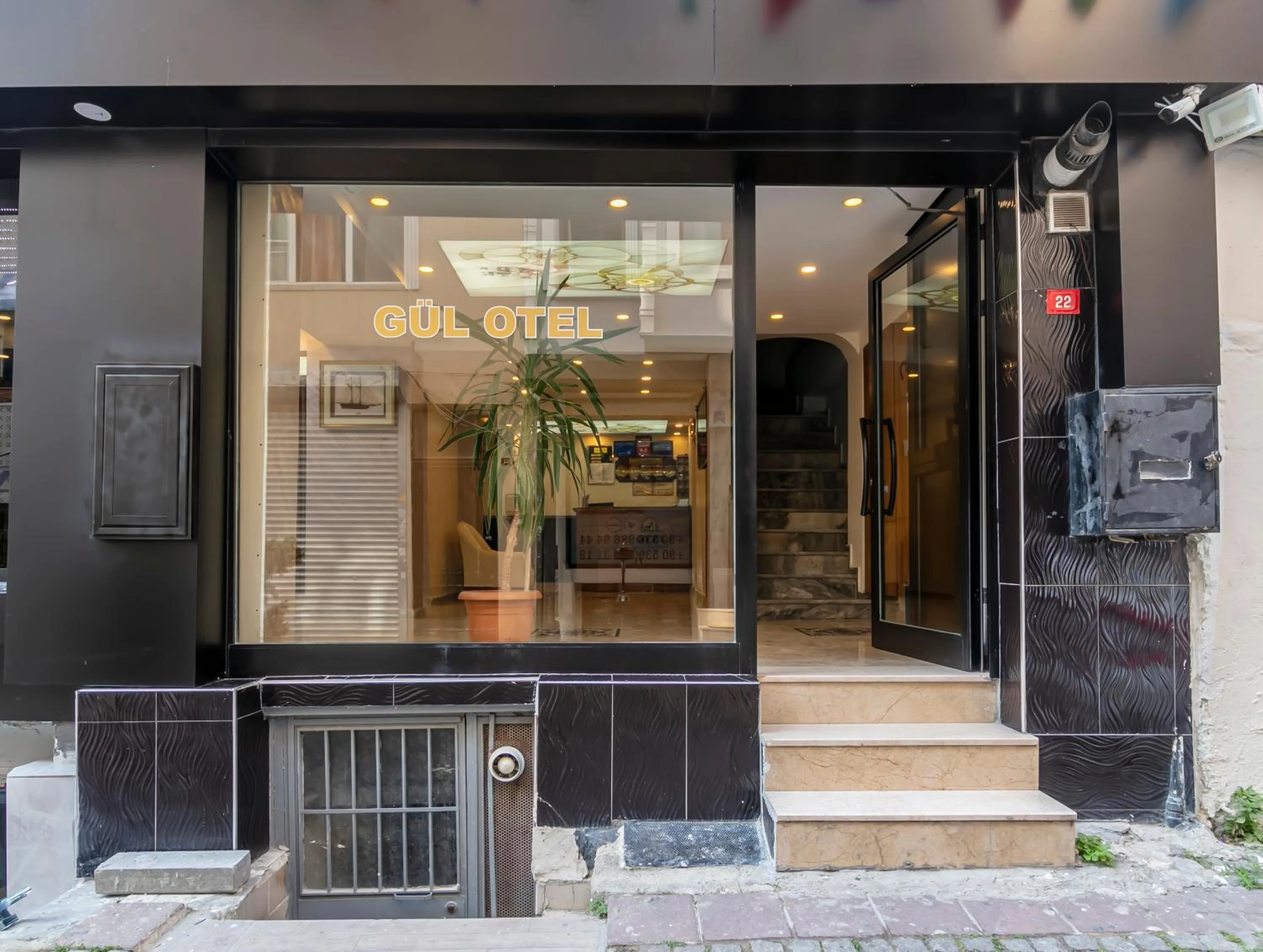 Facade/entrance in Gul Otel