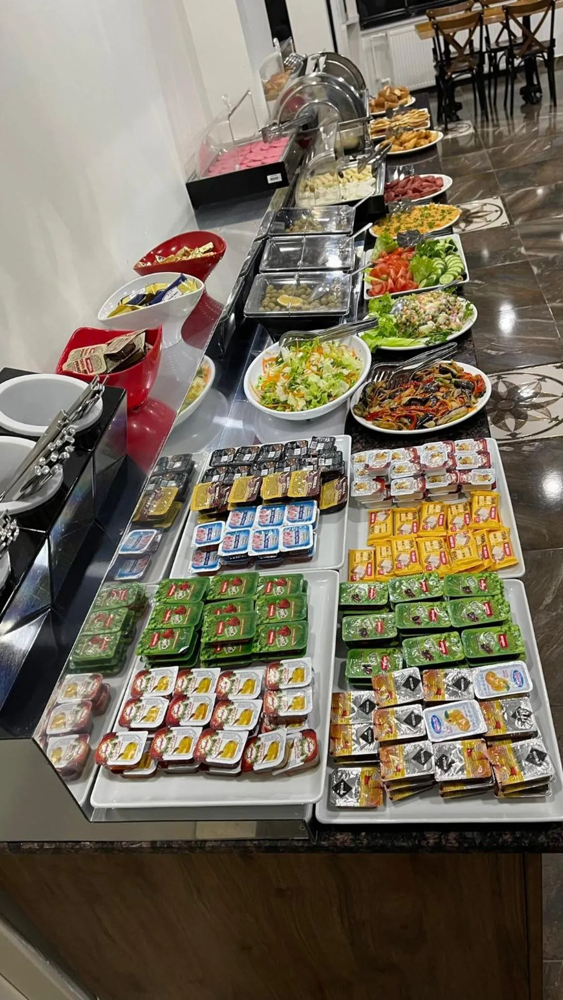 Restaurant/places to eat in Gul Otel