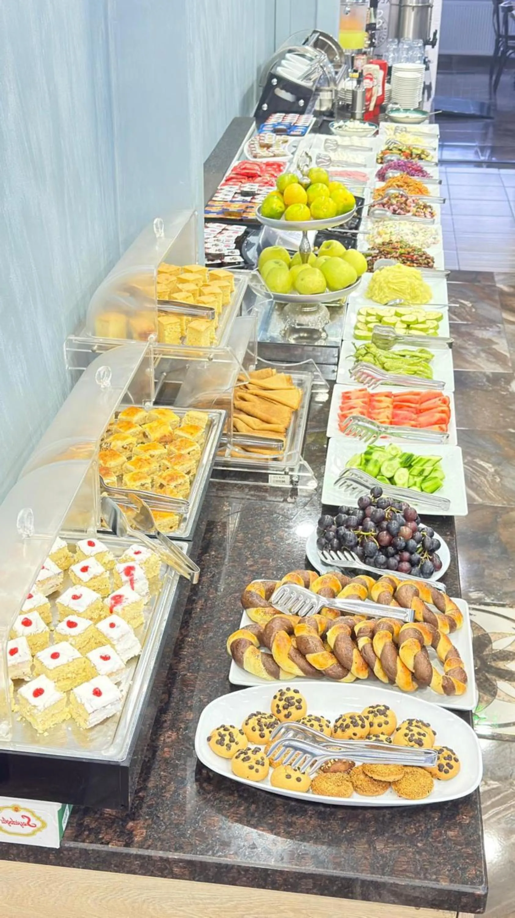 Buffet breakfast in Gul Otel