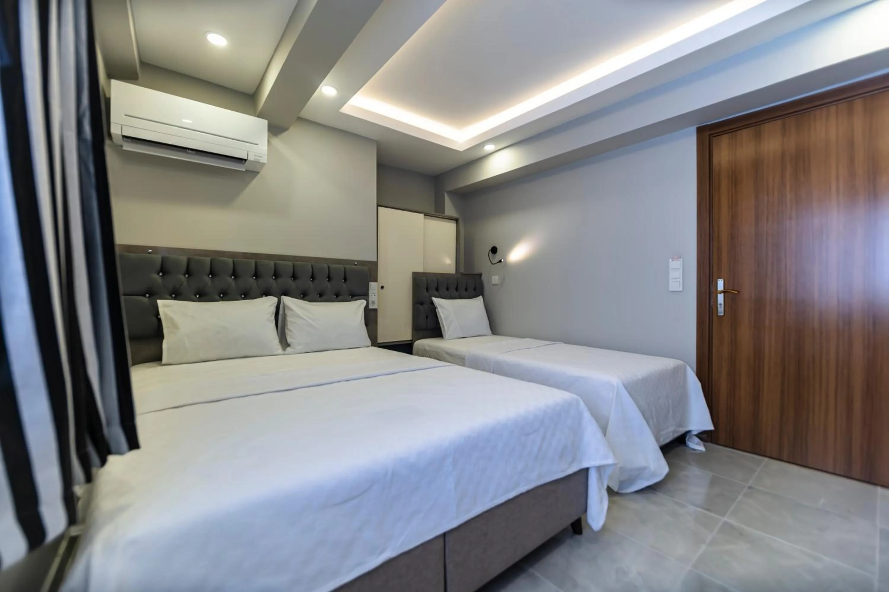 Photo of the whole room, Bed in Gul Otel