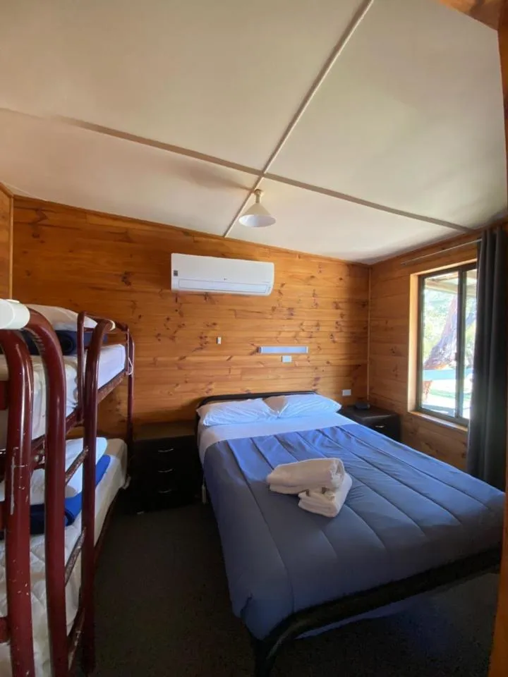 Bedroom, Bed in Anglers Reach Lakeside Village