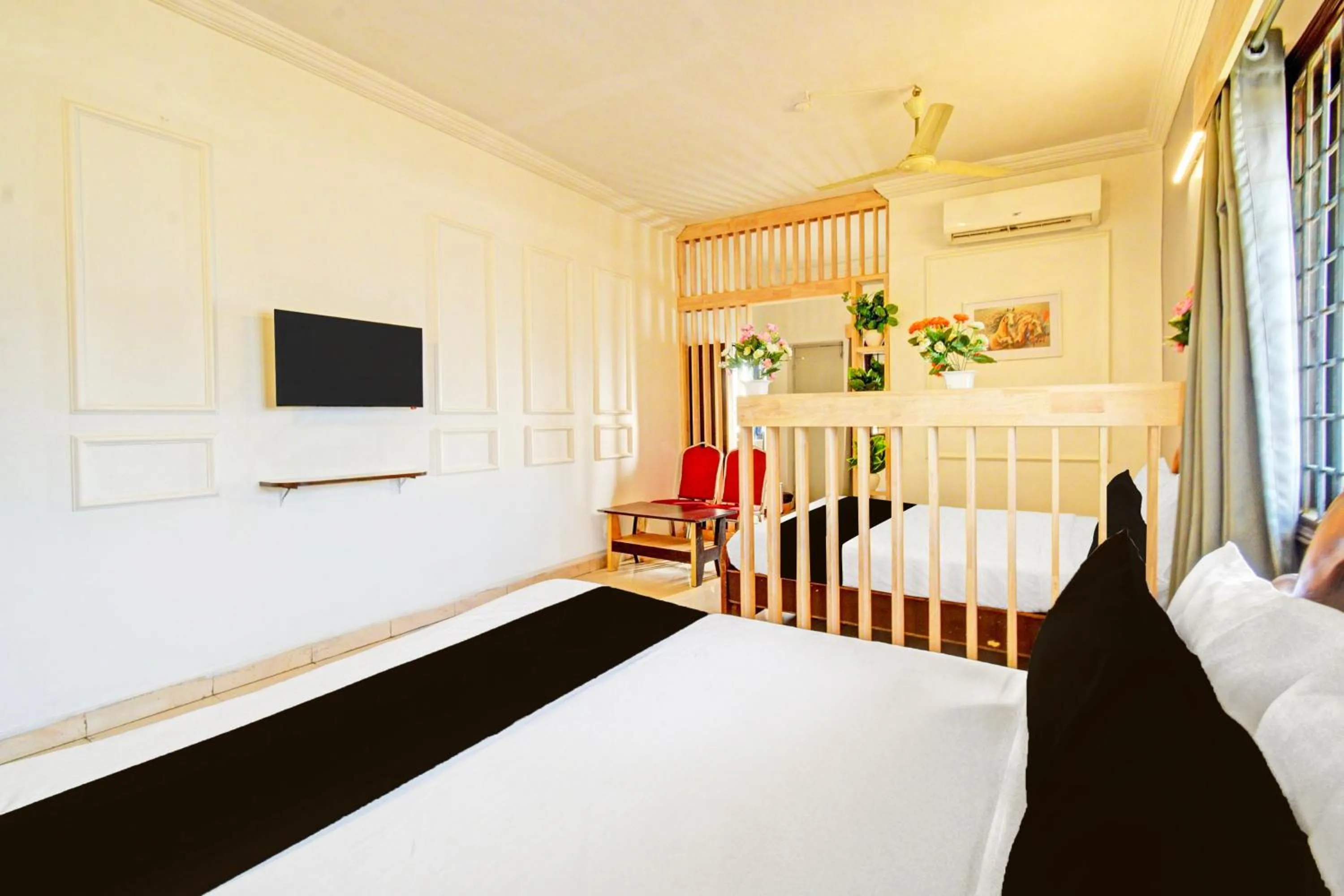 Bedroom in Hotel O Sahasra Residency Near Nexus Hyderabad