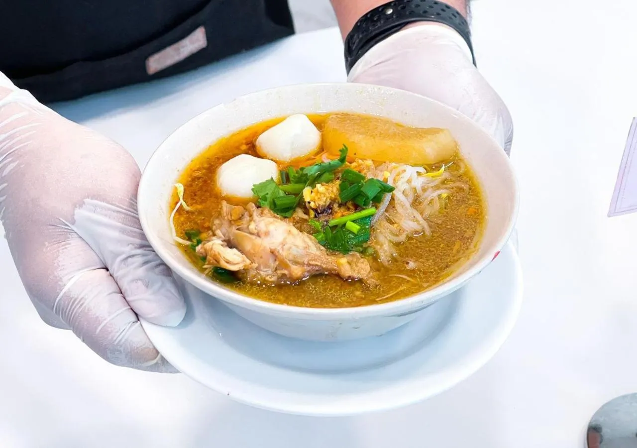 Food in Alfahad Hotel