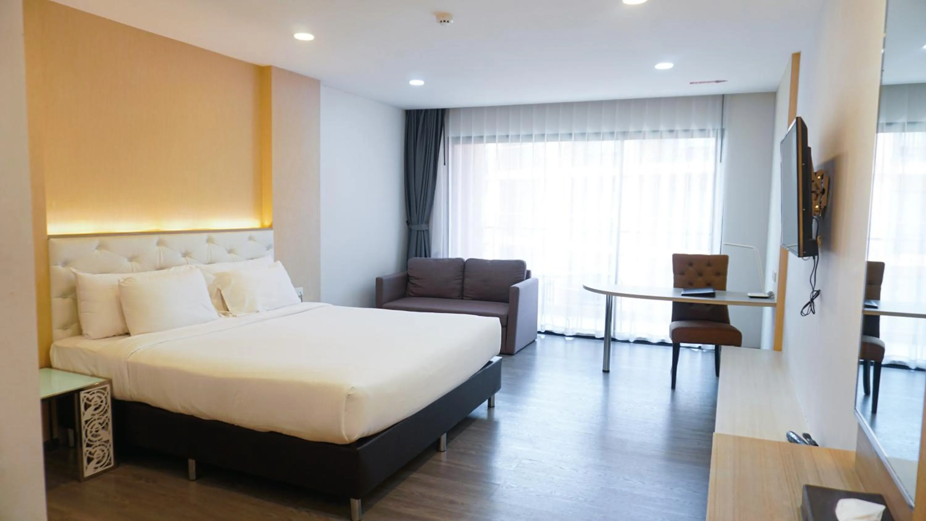 Photo of the whole room in Alfahad Hotel