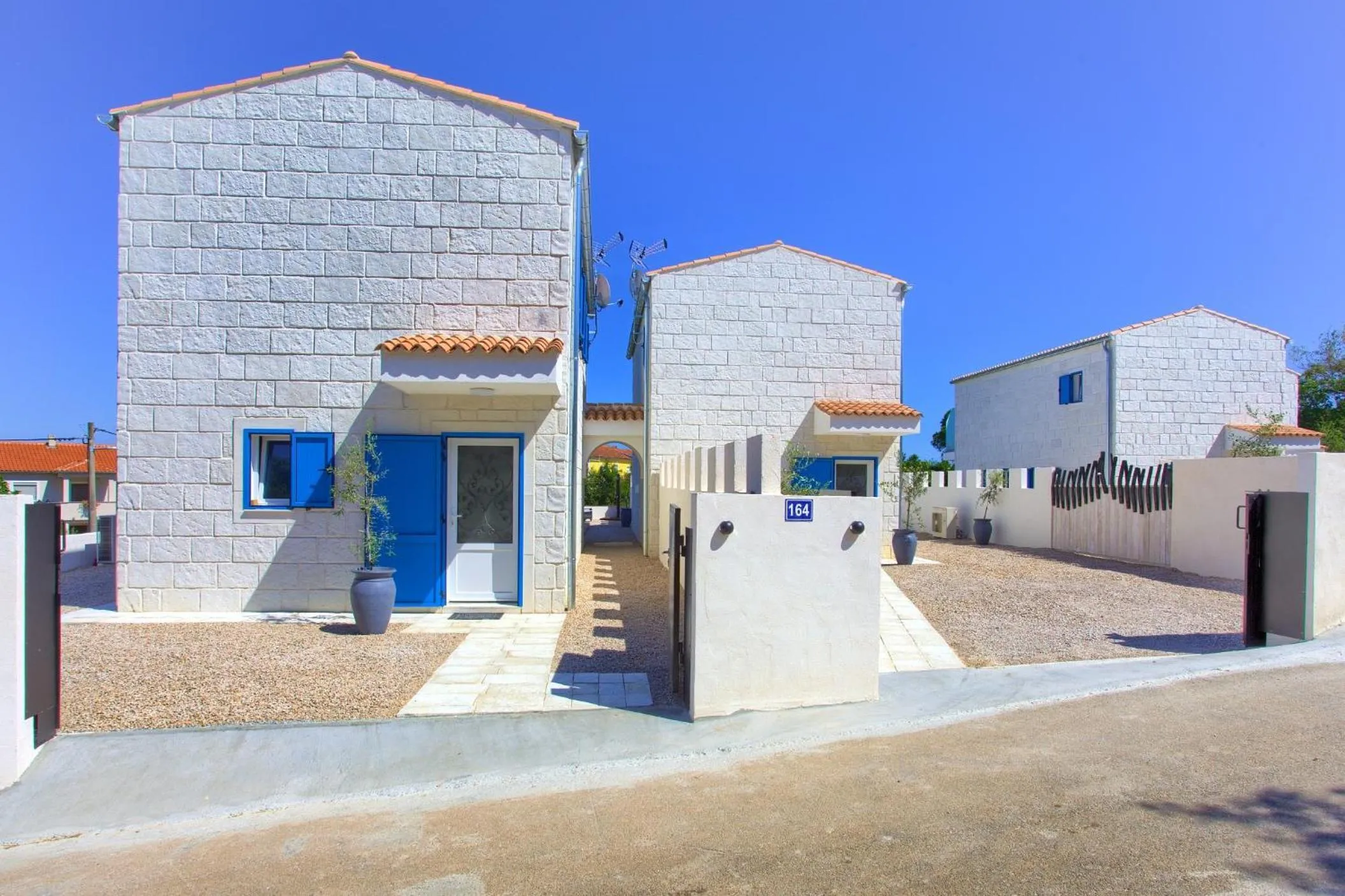 Property building in Pax Houses