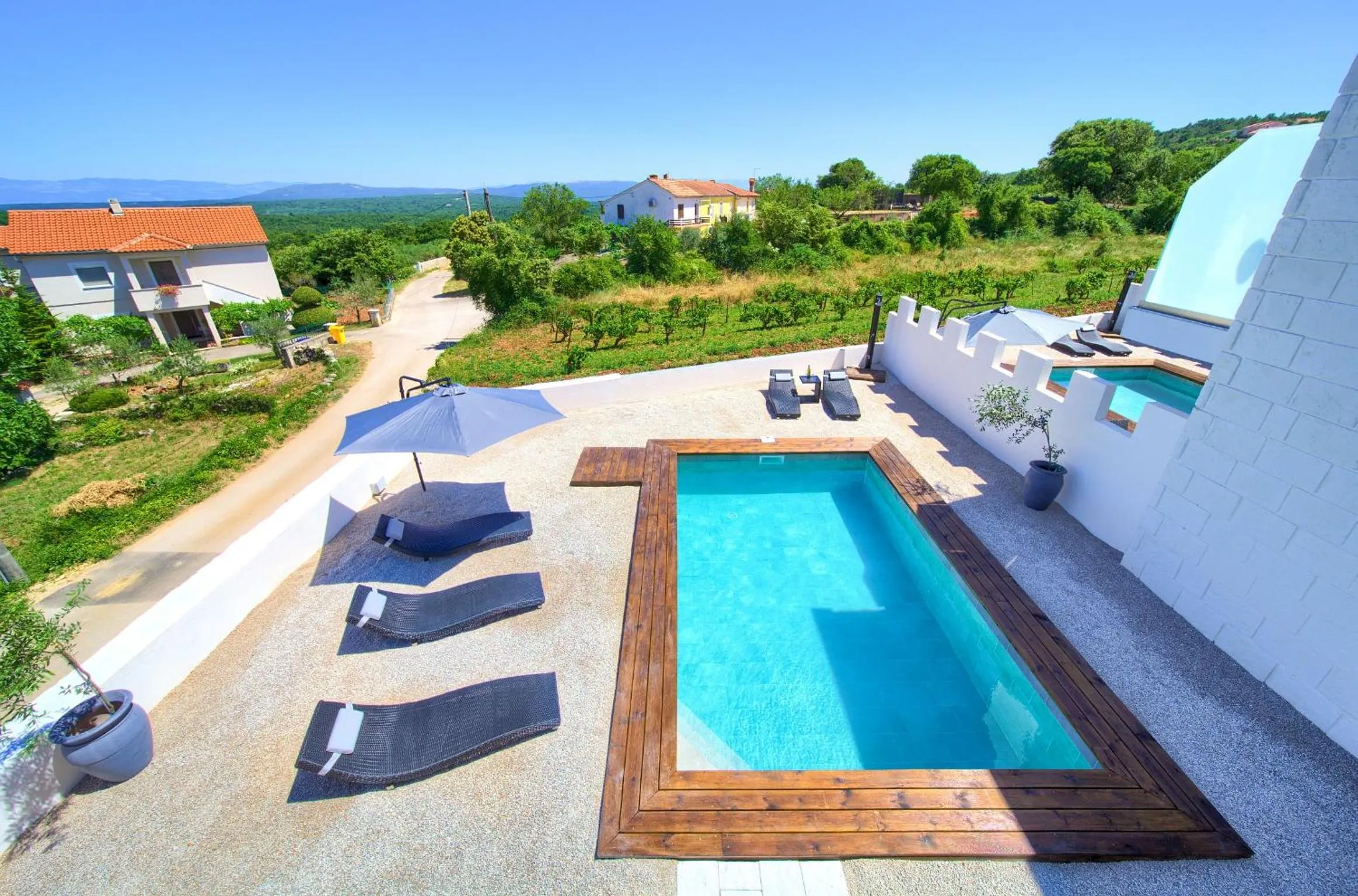 Garden in Pax Houses