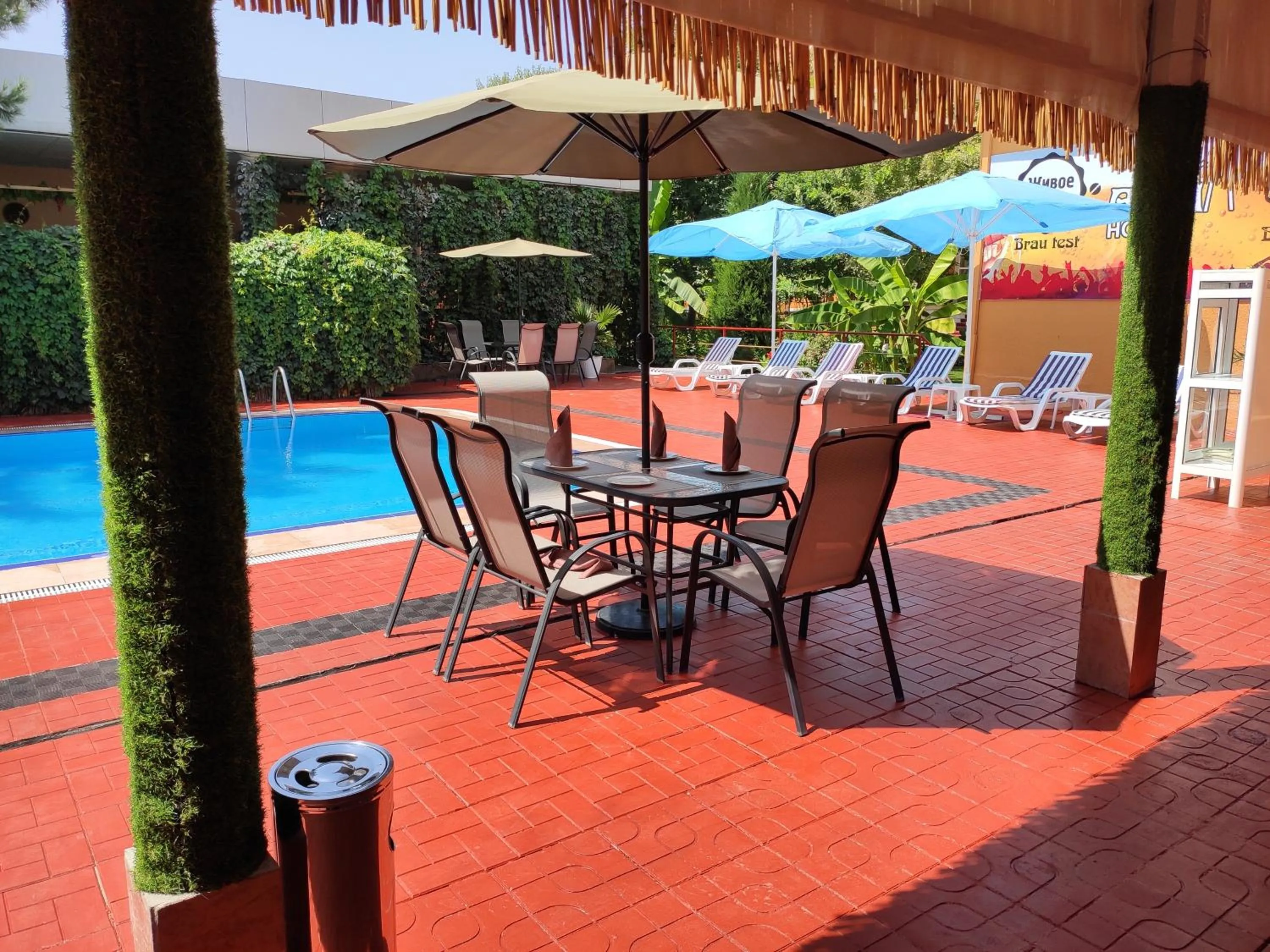 Lounge or bar in Asia Hotel Fergana