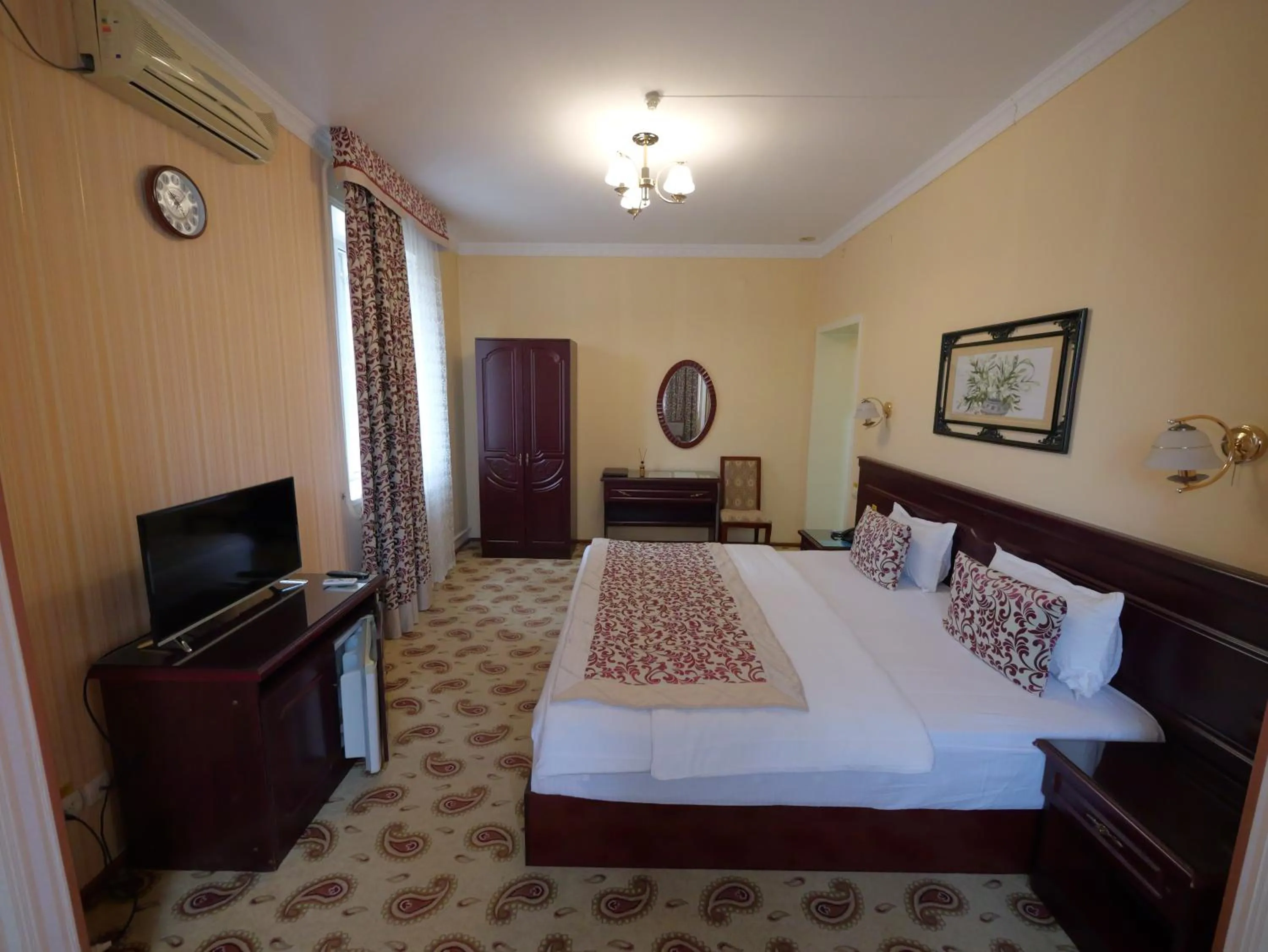 Bed in Asia Hotel Fergana