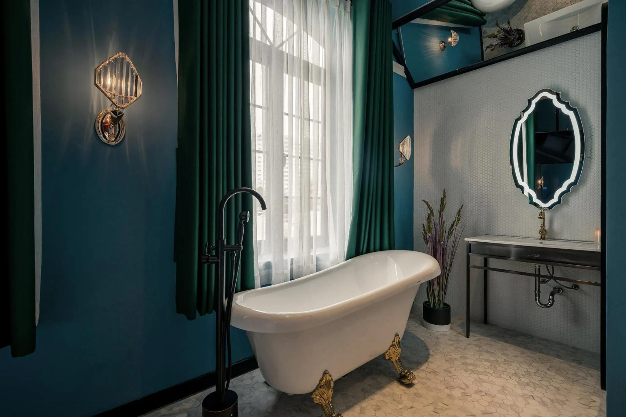 HOTEL le JARDIN SECRET saigon