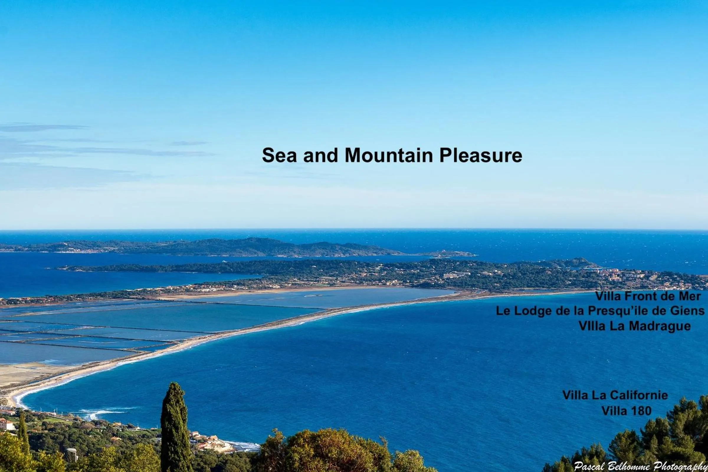 Bird's eye view in Villa Front de Mer Accès Plage Presqu'île de Giens-Sea and Mountain Pleasure