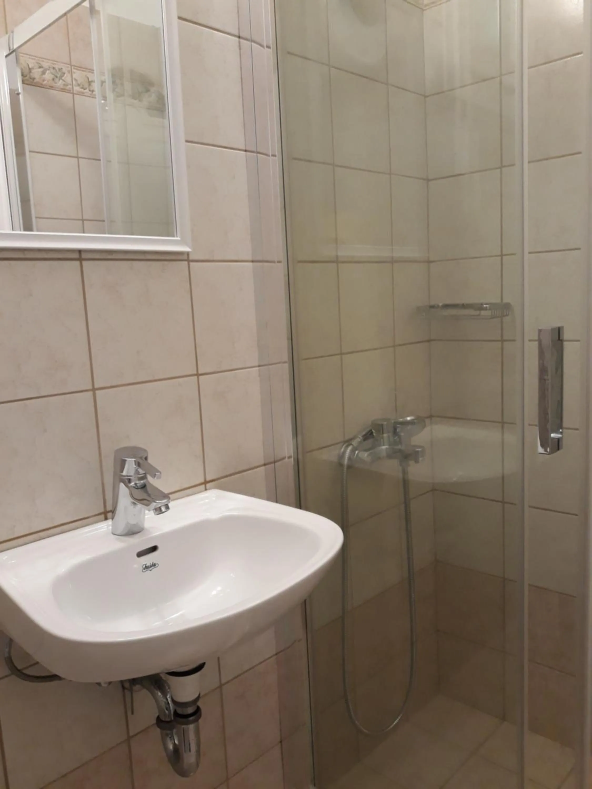 Shower in Monolithos Villas