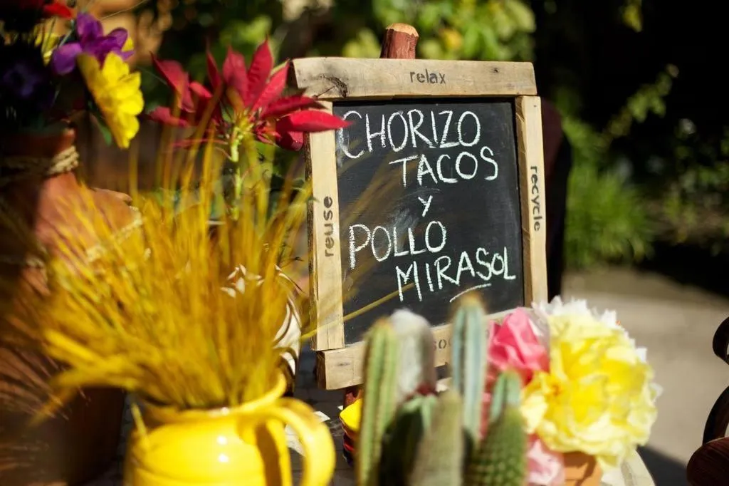 Decorative detail in Los Arboles Hotel