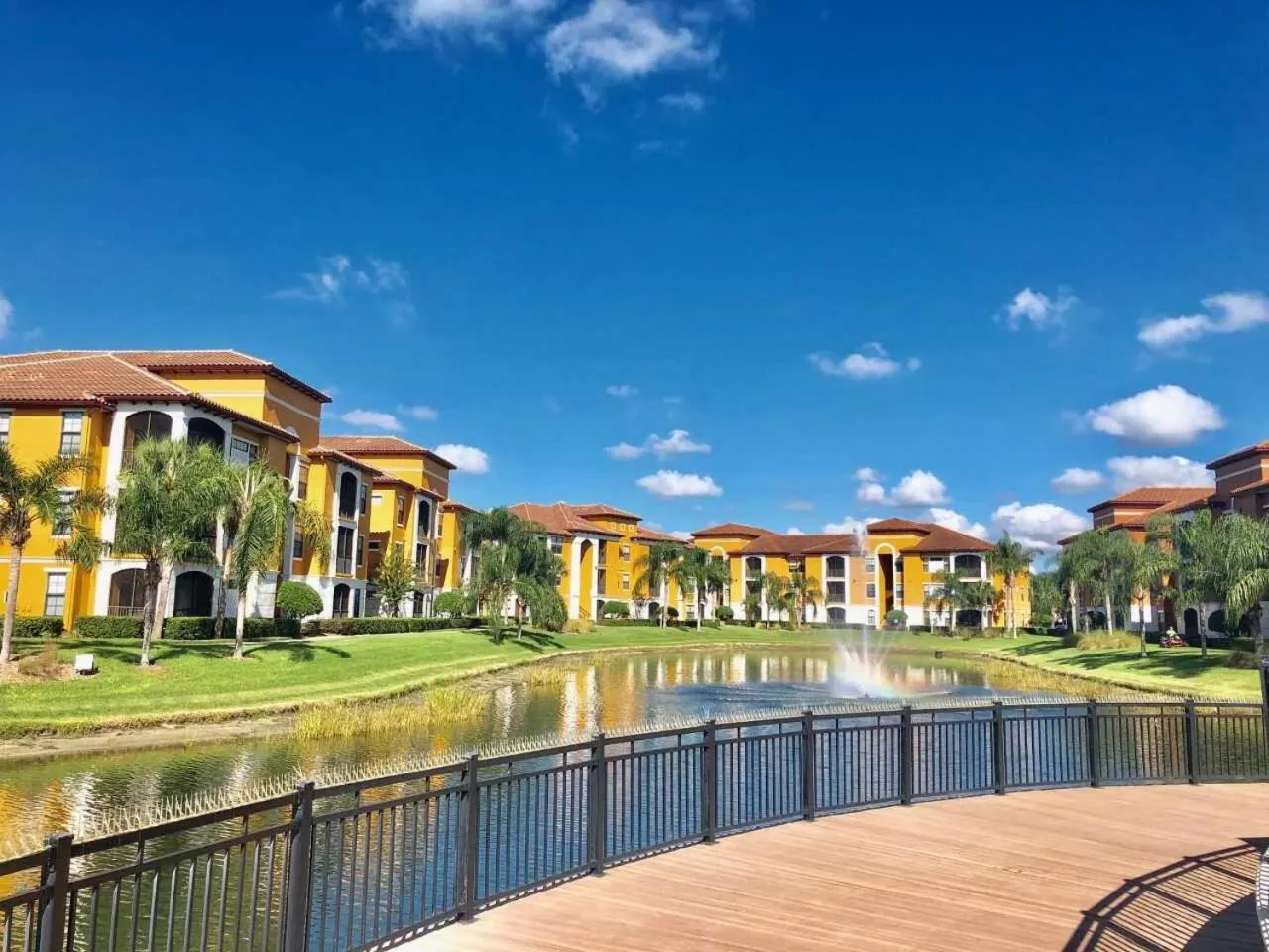 Neighbourhood in Serenata Condominiums,Sarasota