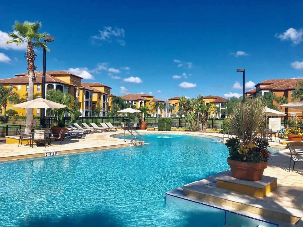 Serenata Condominiums,Sarasota