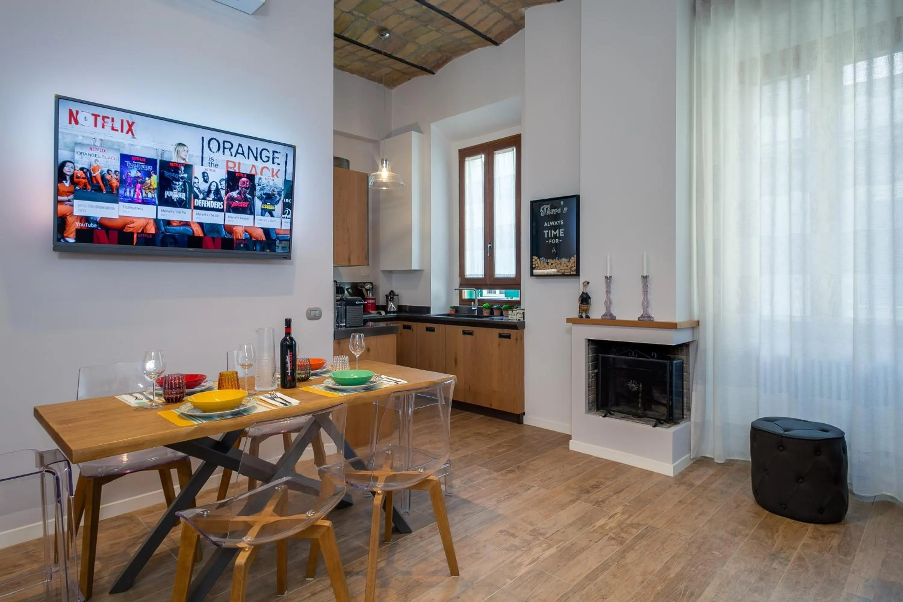 Dining area in One & Only Buonarroti Suite
