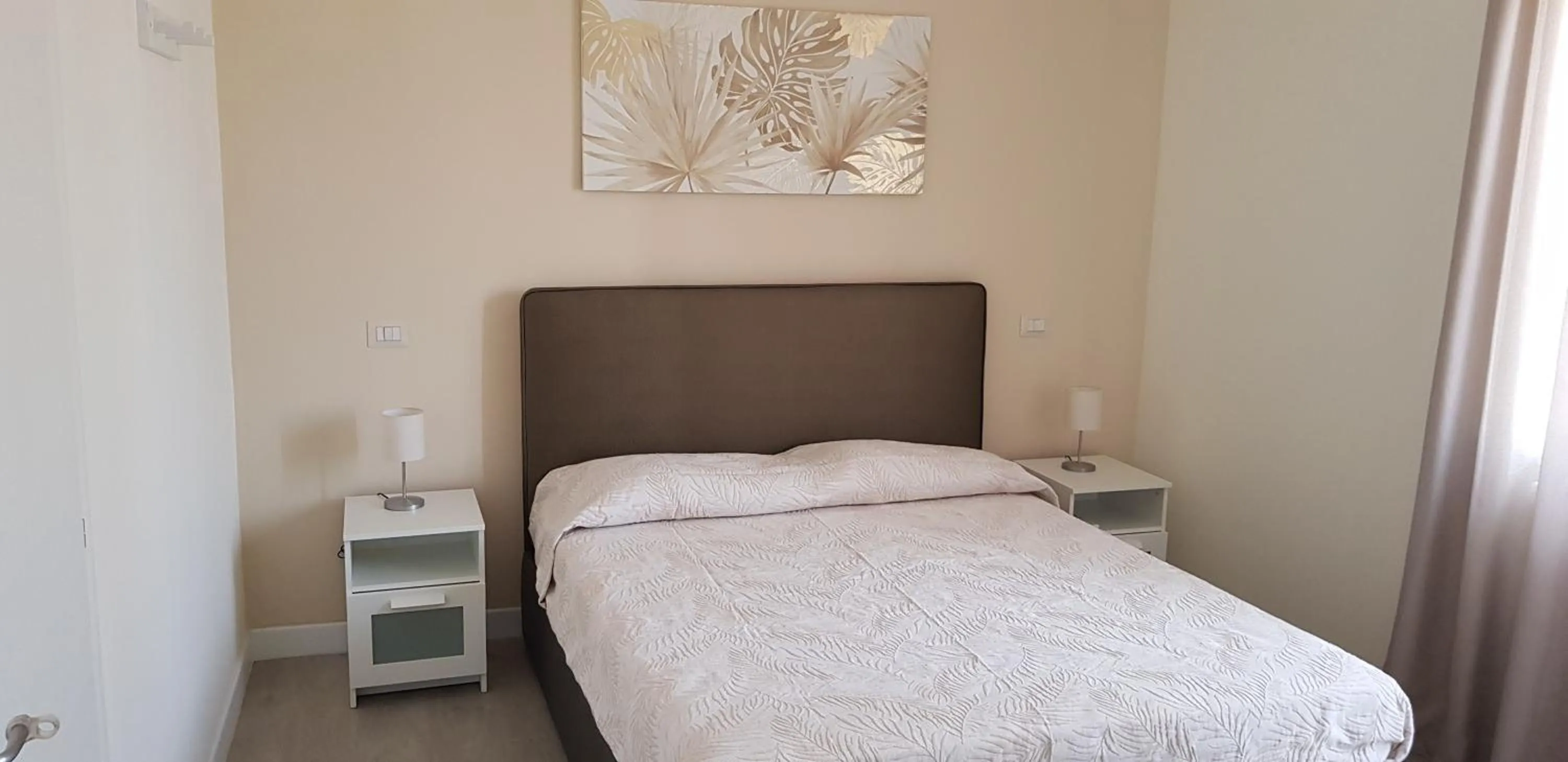 Bedroom, Bed in Little Rose guest house