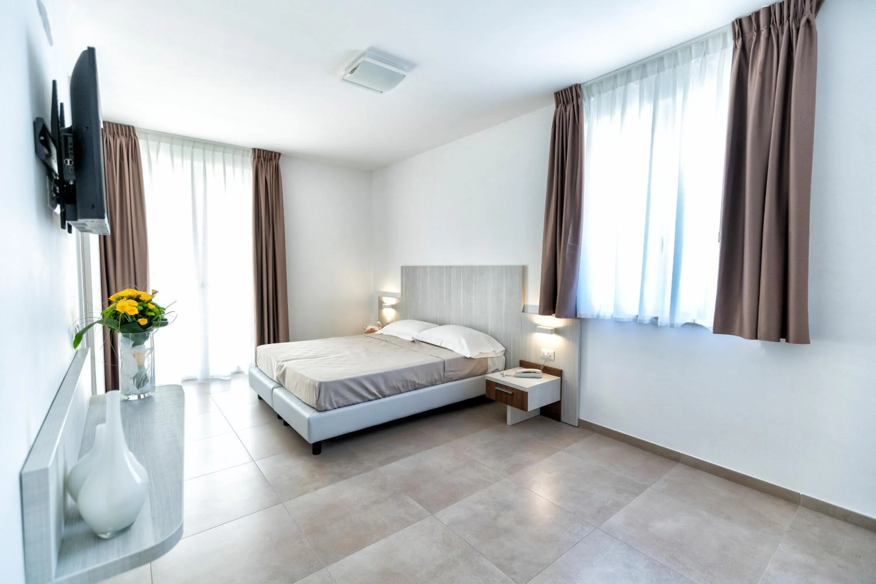 Photo of the whole room in Vasto Aparthotel