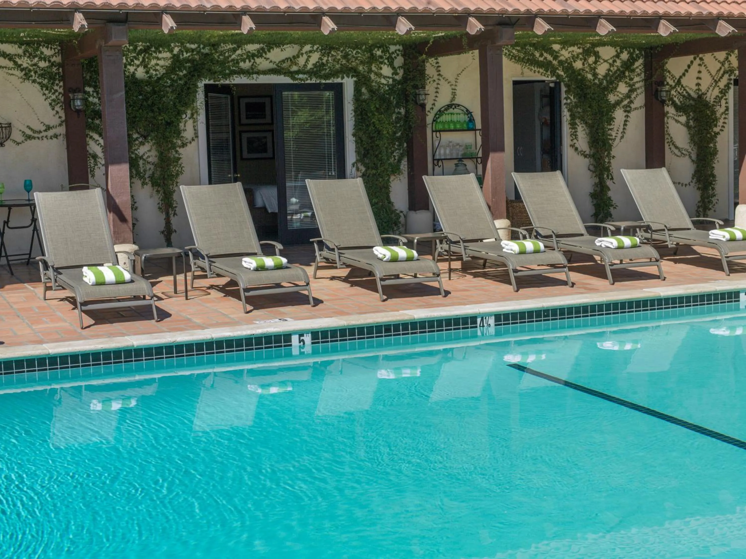 Day in La Maison Hotel - Adults Only