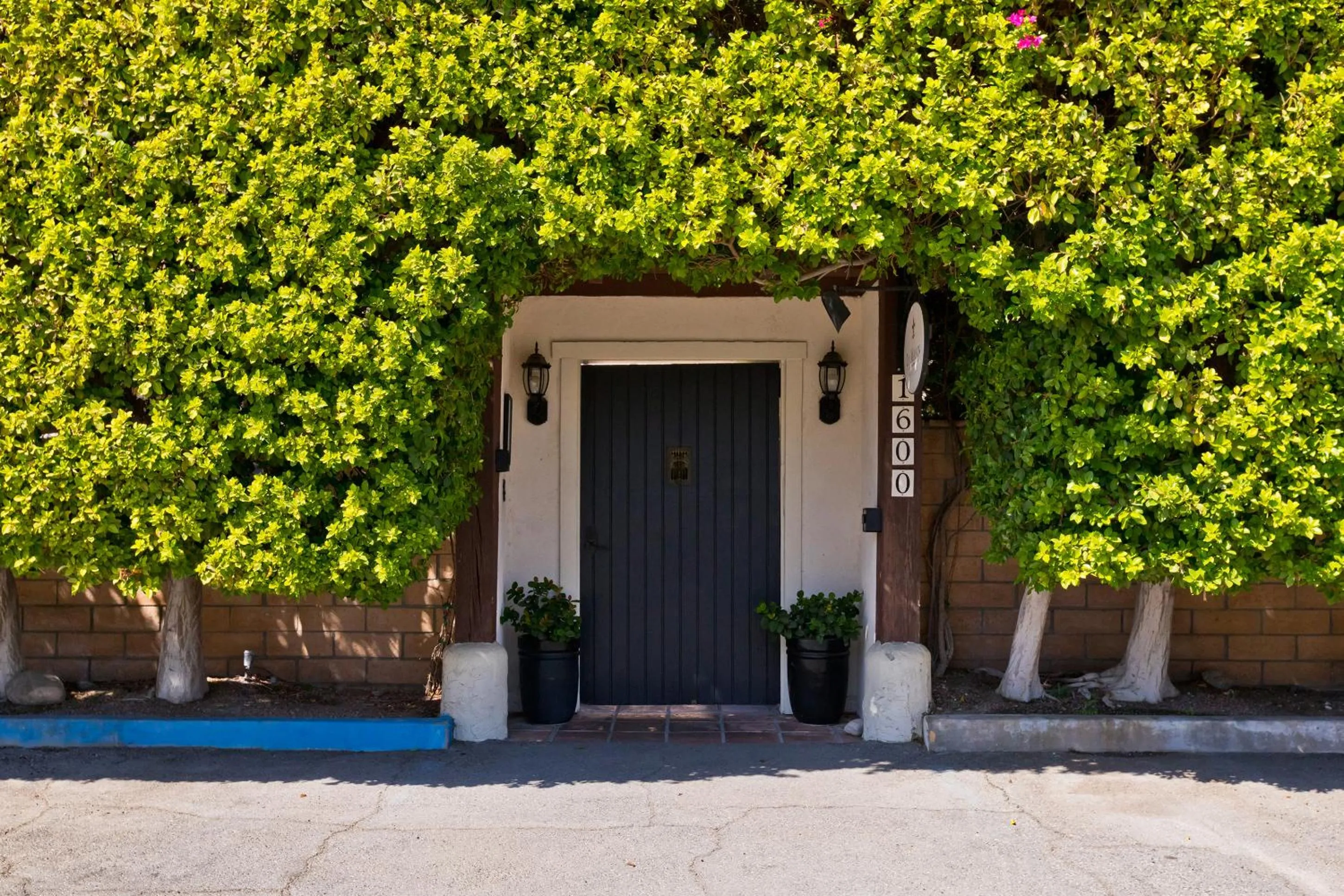 Facade/entrance in La Maison Hotel - Adults Only