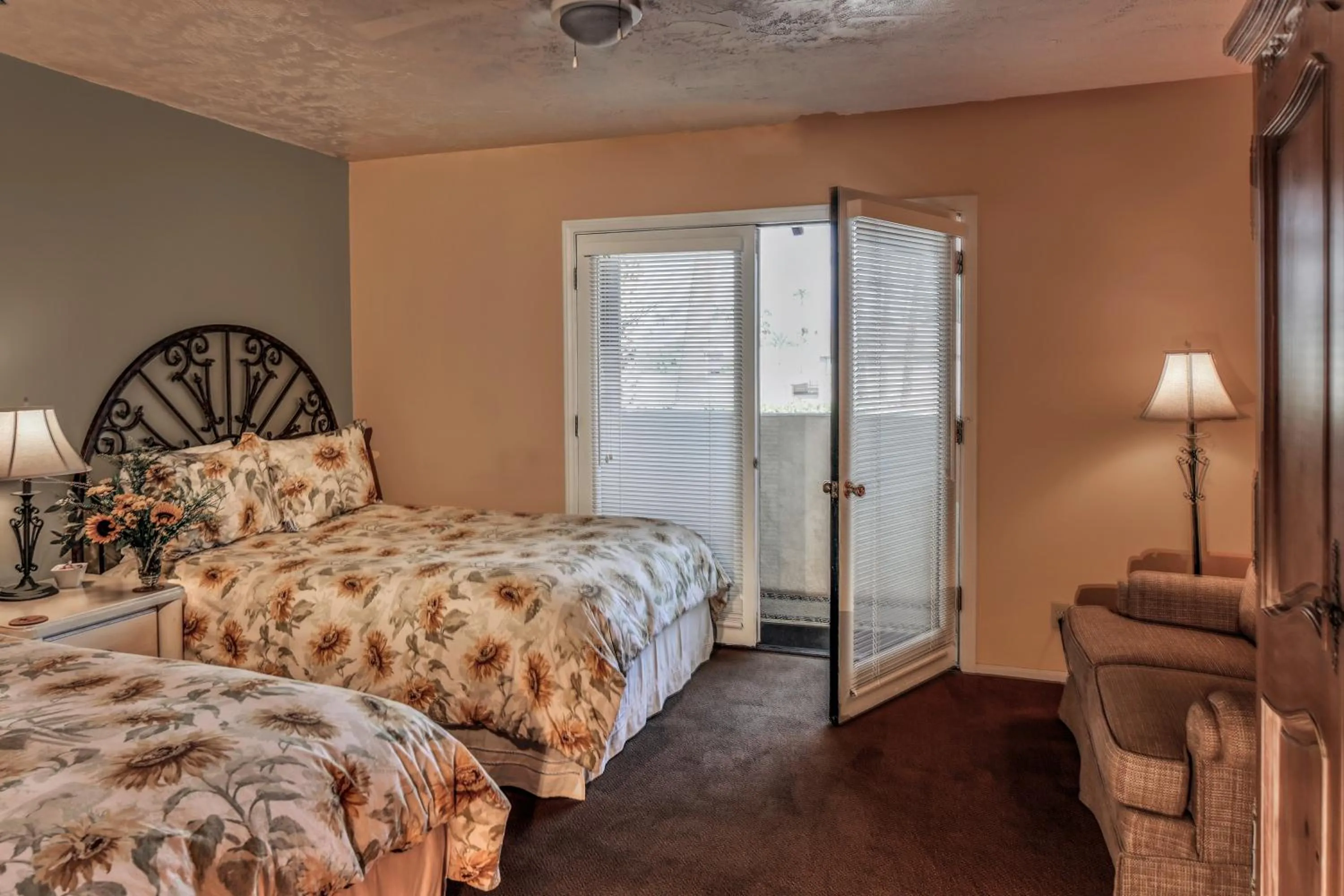 Photo of the whole room, Bed in La Maison Hotel - Adults Only