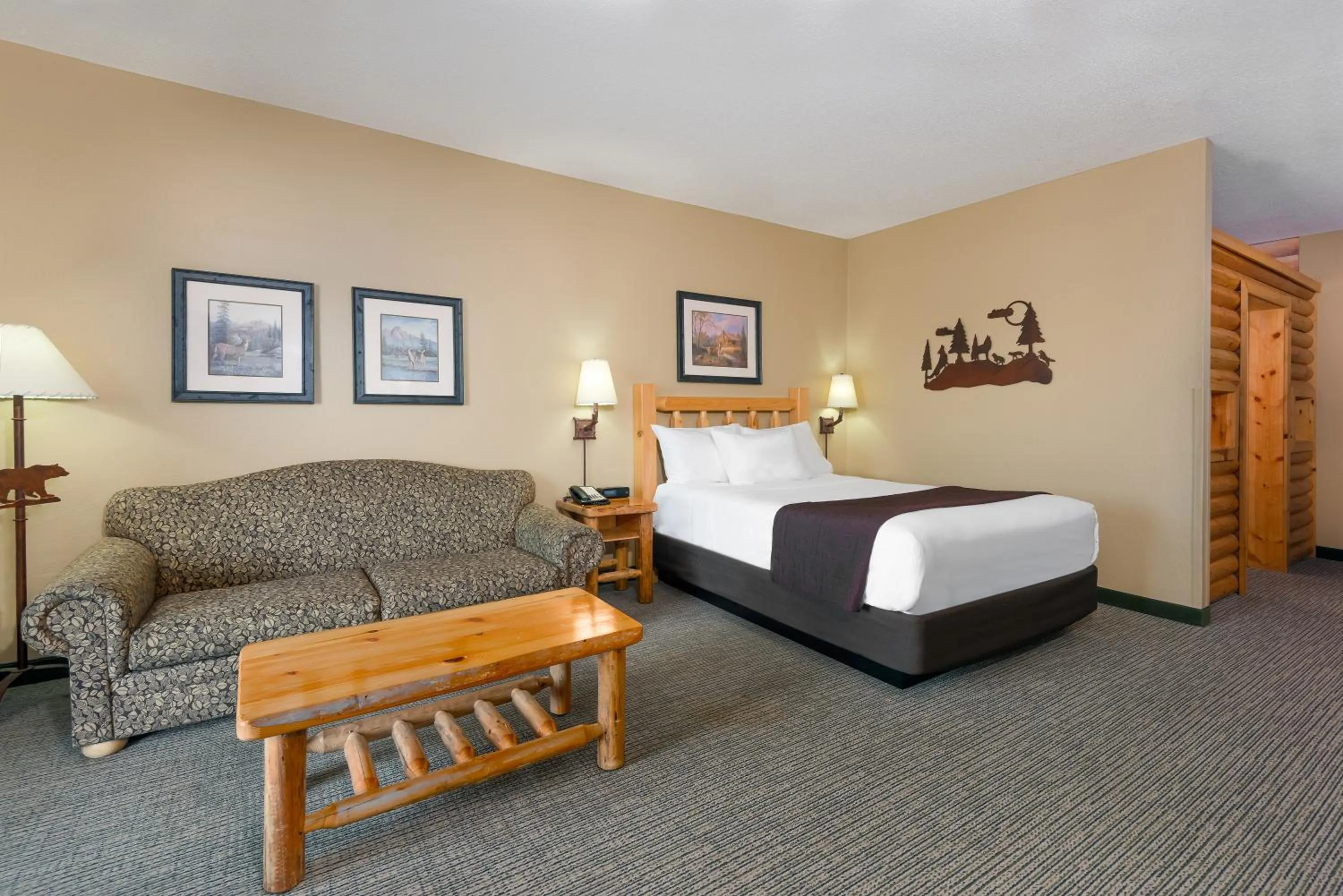 Bed in Great Wolf Lodge Southern California