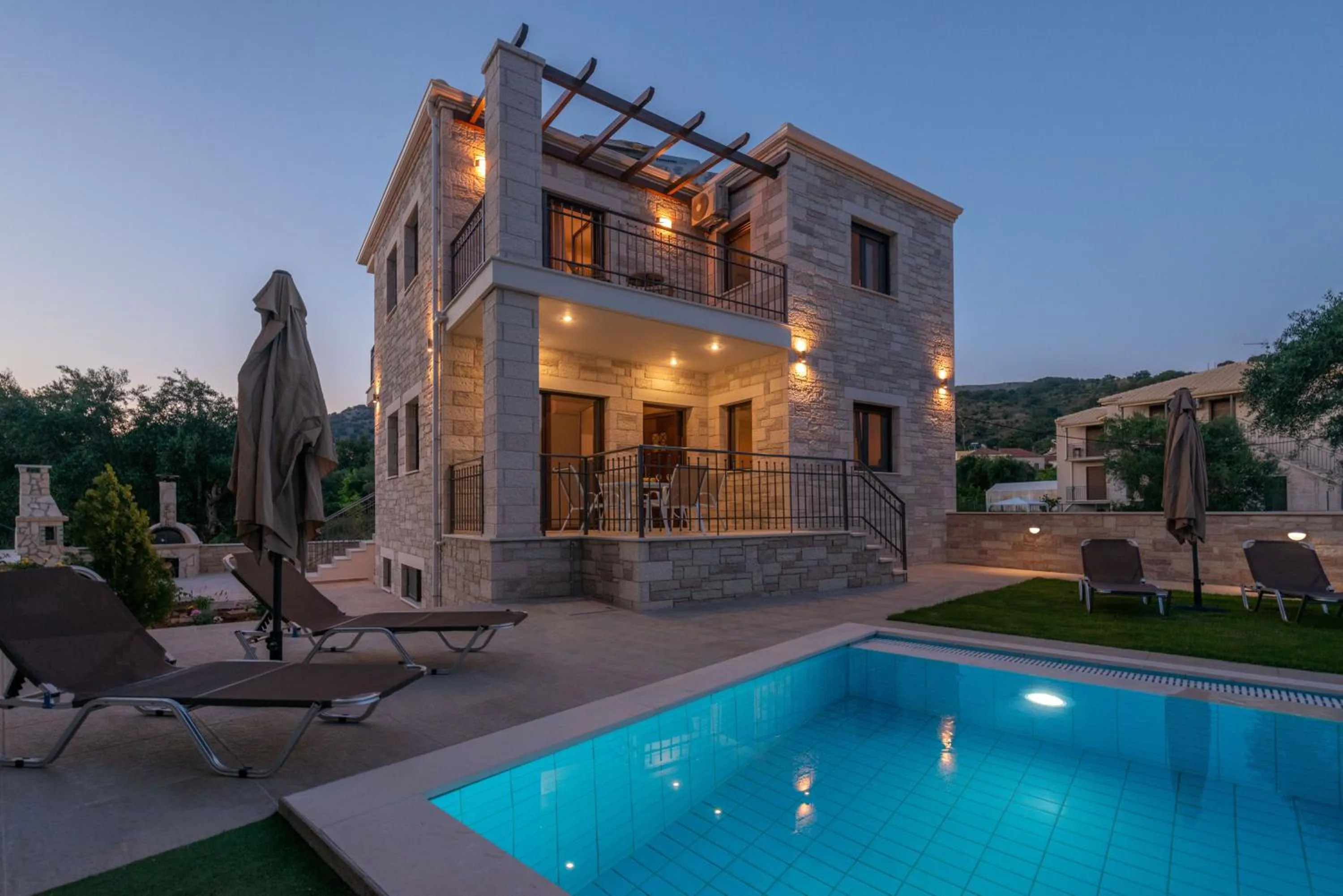 Tesoro luxury apartments