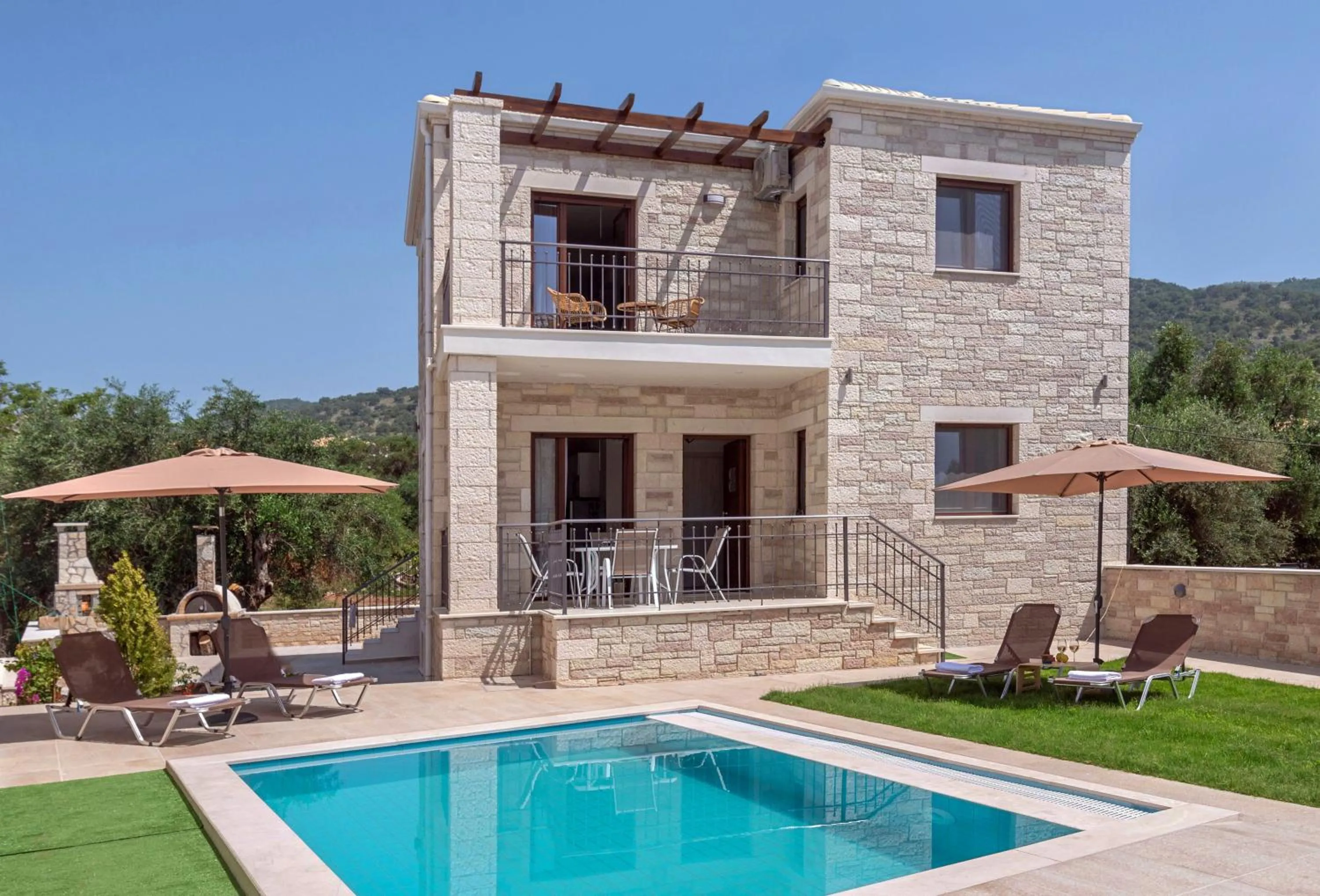 Tesoro luxury apartments