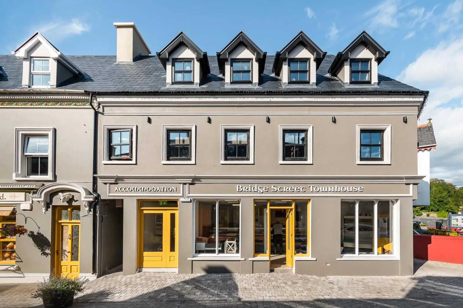 Property building in Bridge Street Townhouse