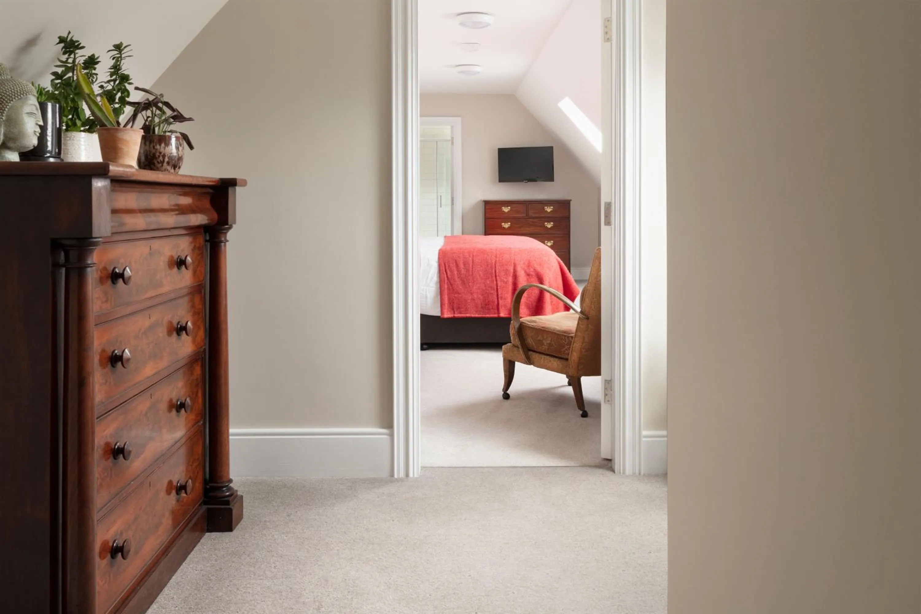 wardrobe in Bridge Street Townhouse