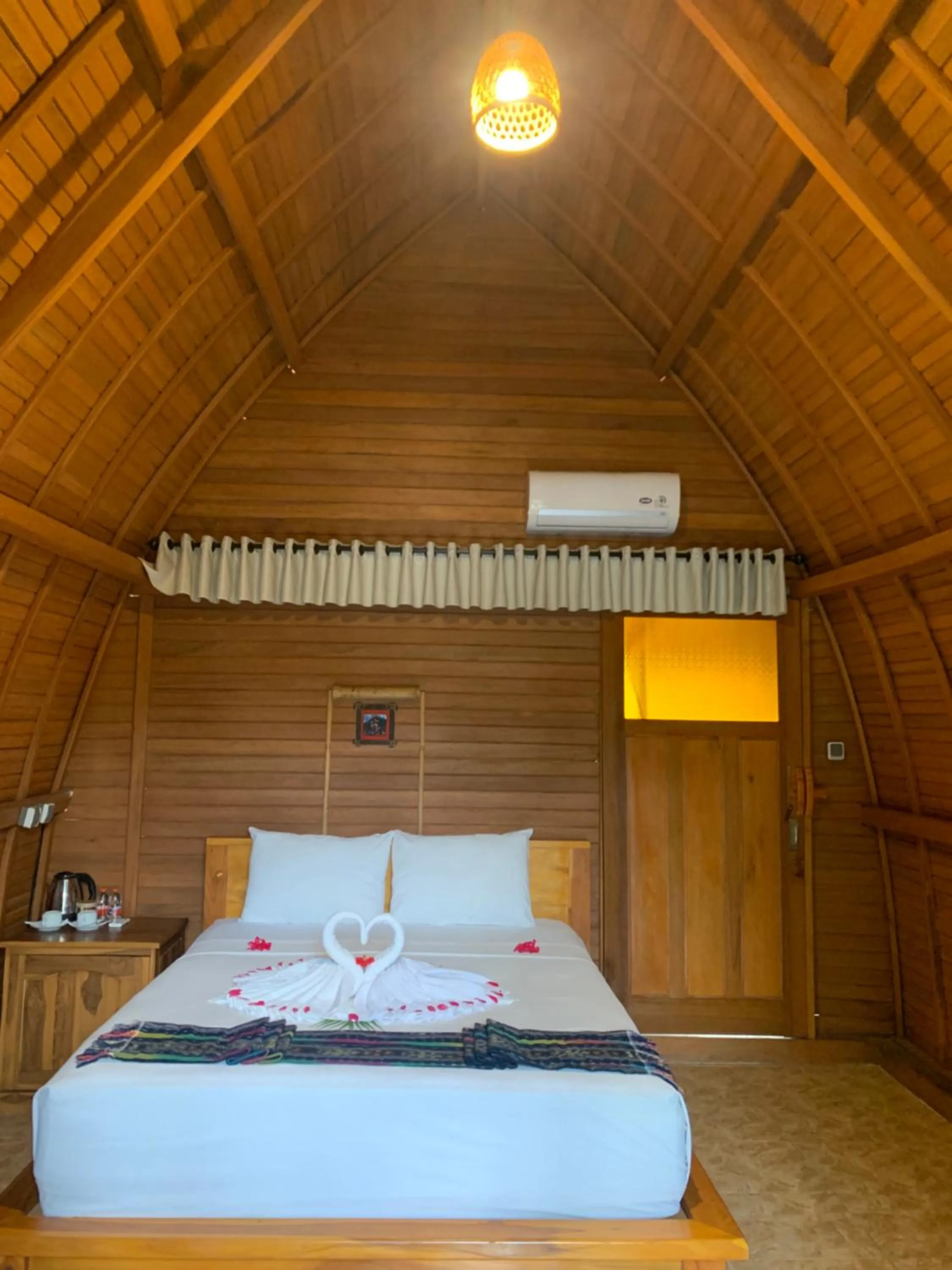 Bed in Kubu Padi Wooden House
