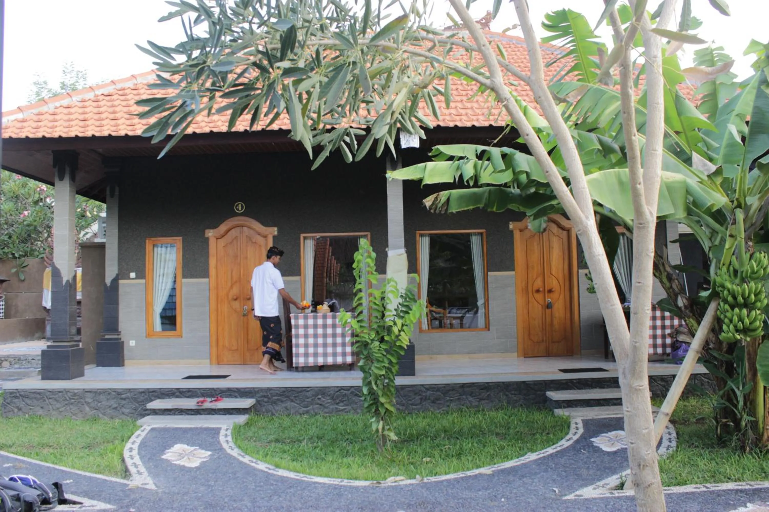 Facade/entrance in Kubu Padi Wooden House