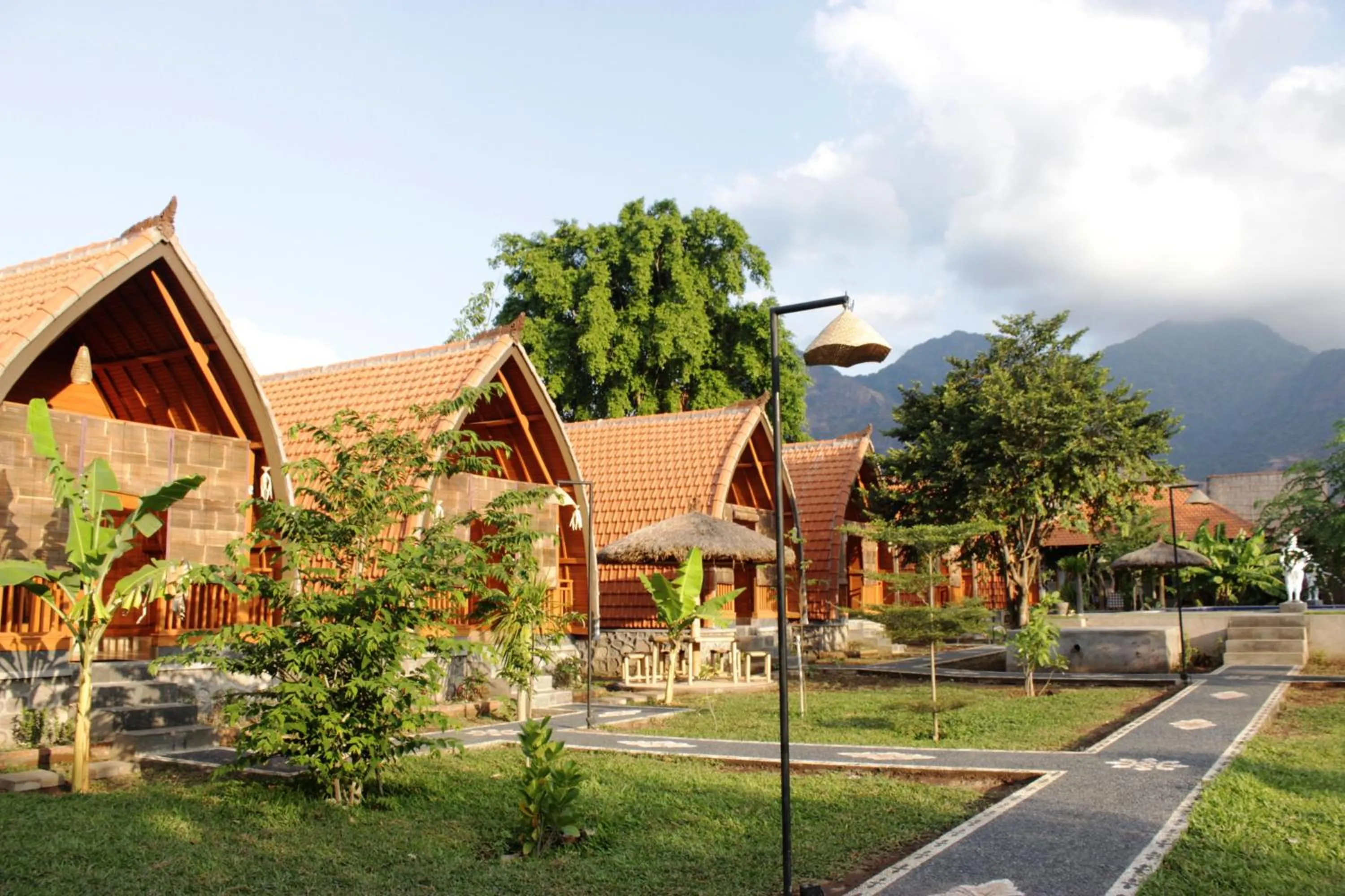 Property building in Kubu Padi Wooden House