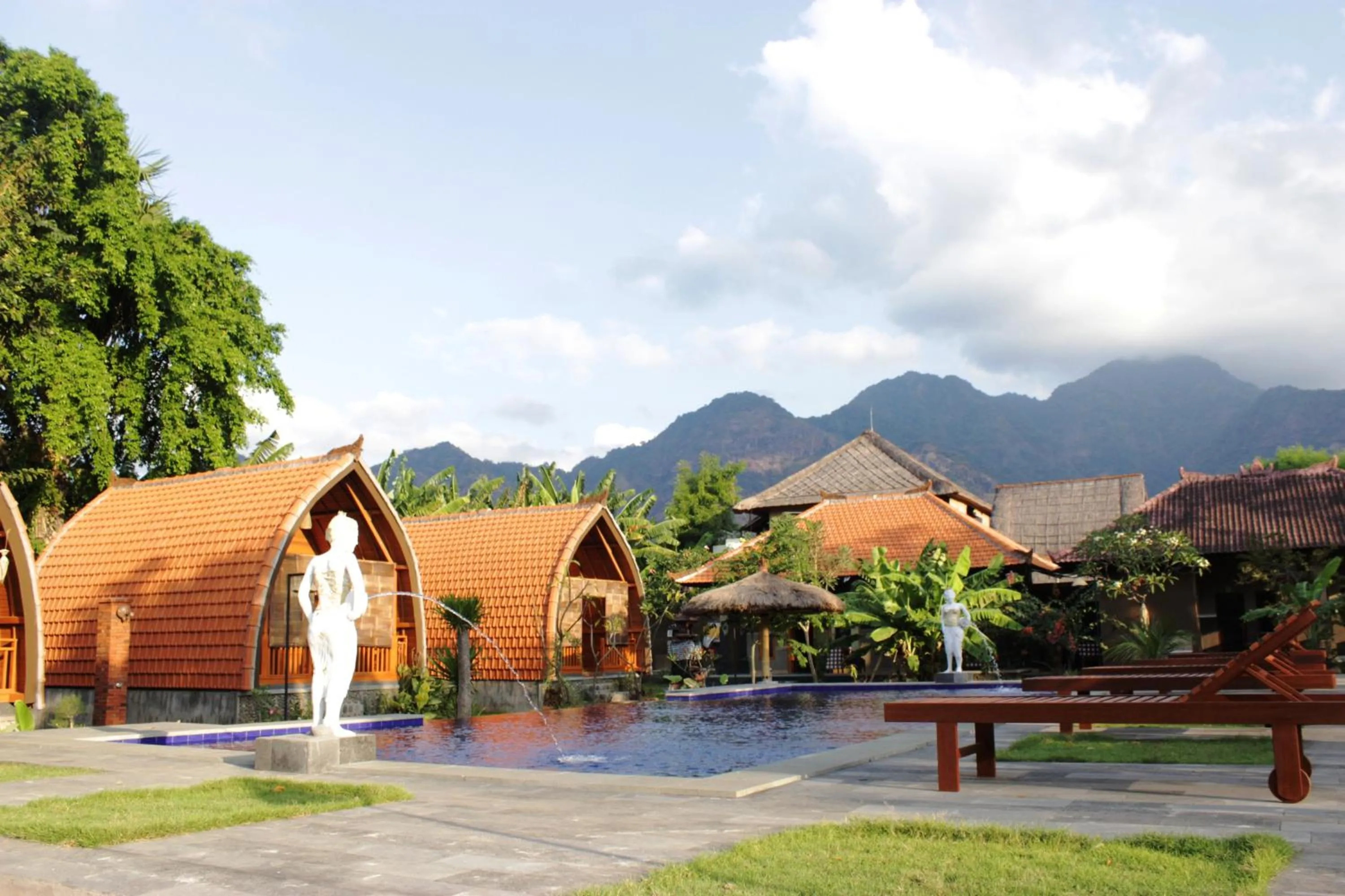 Mountain view in Kubu Padi Wooden House