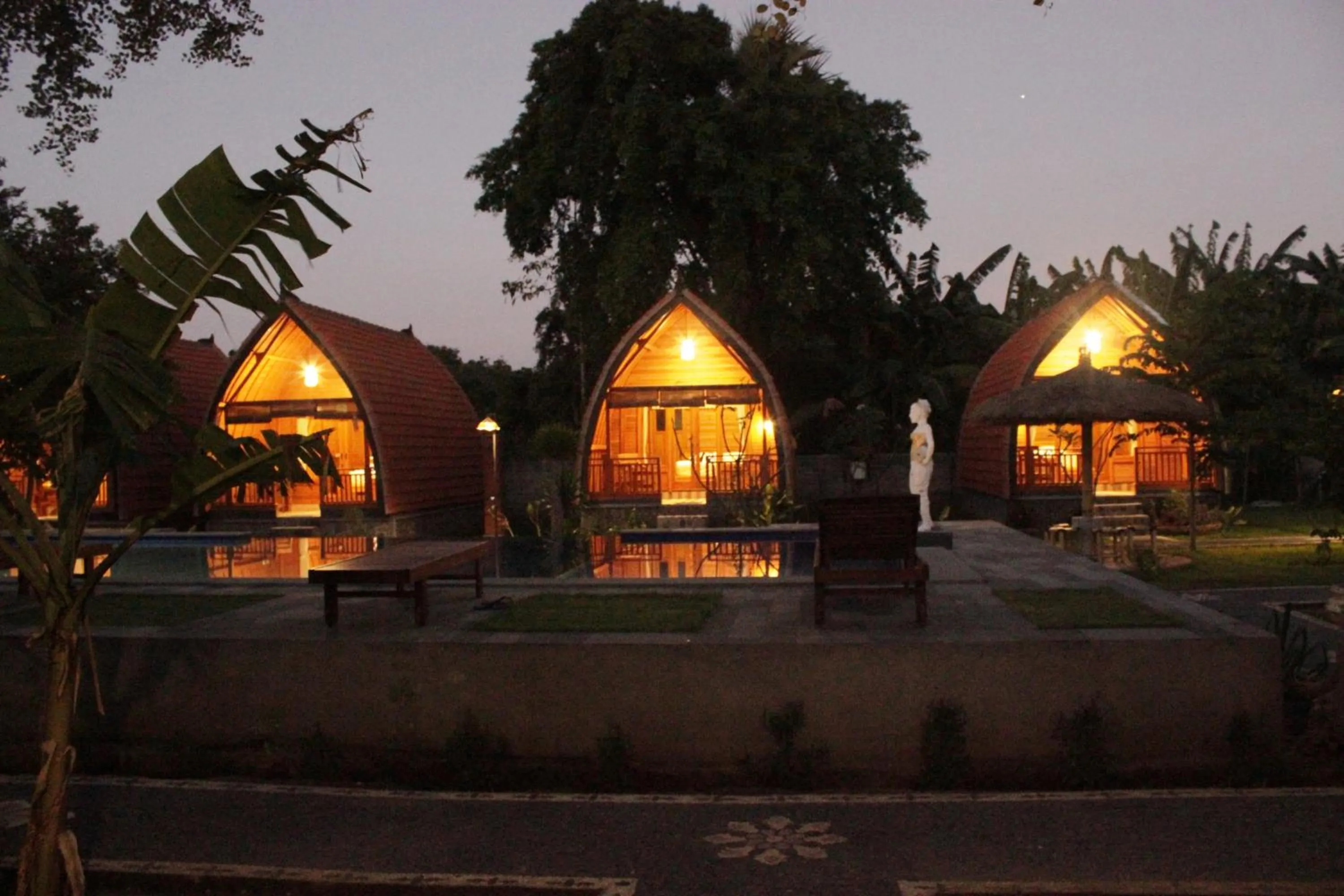 Property building in Kubu Padi Wooden House