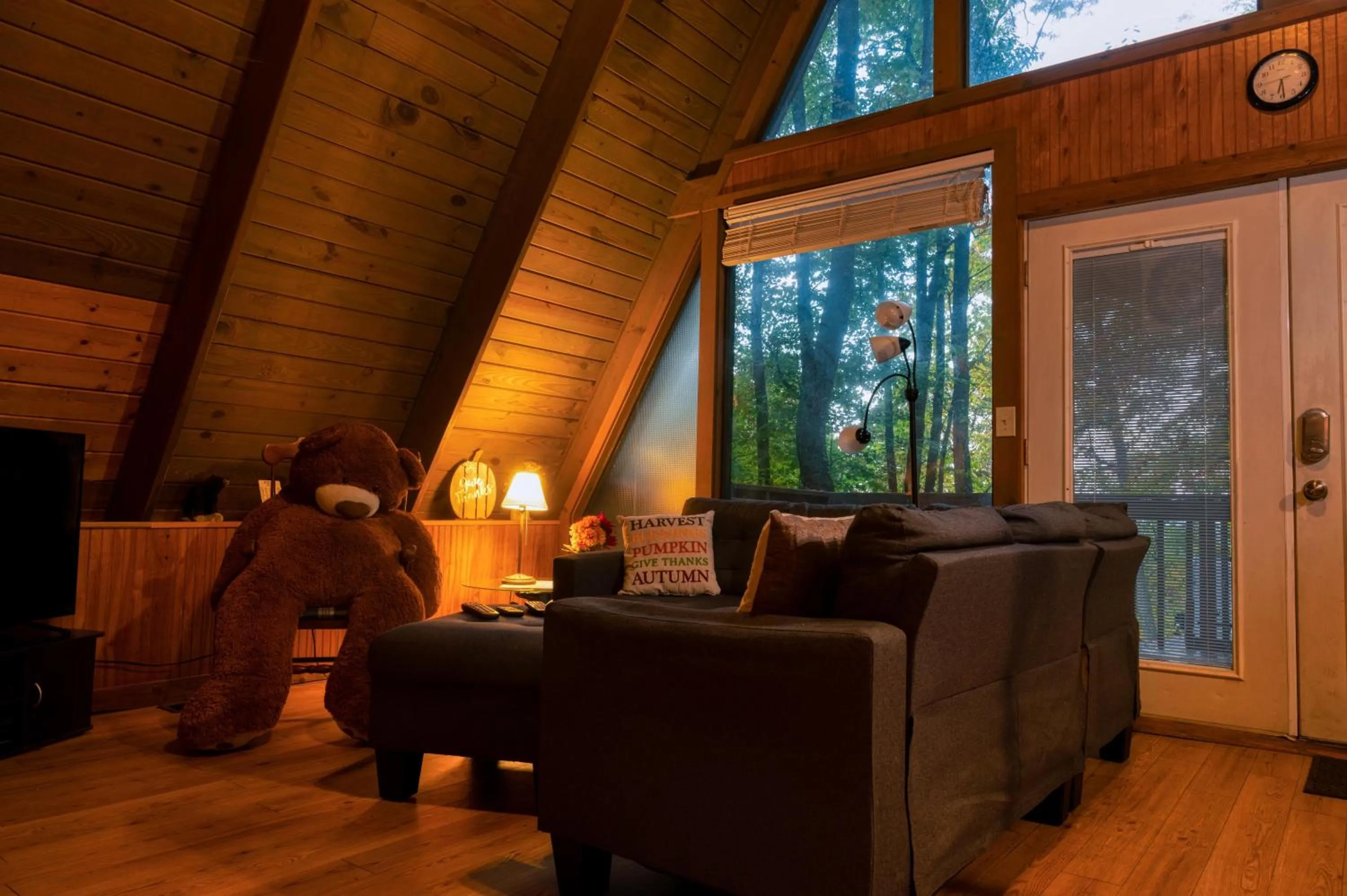 Smoky Bear Hideaway